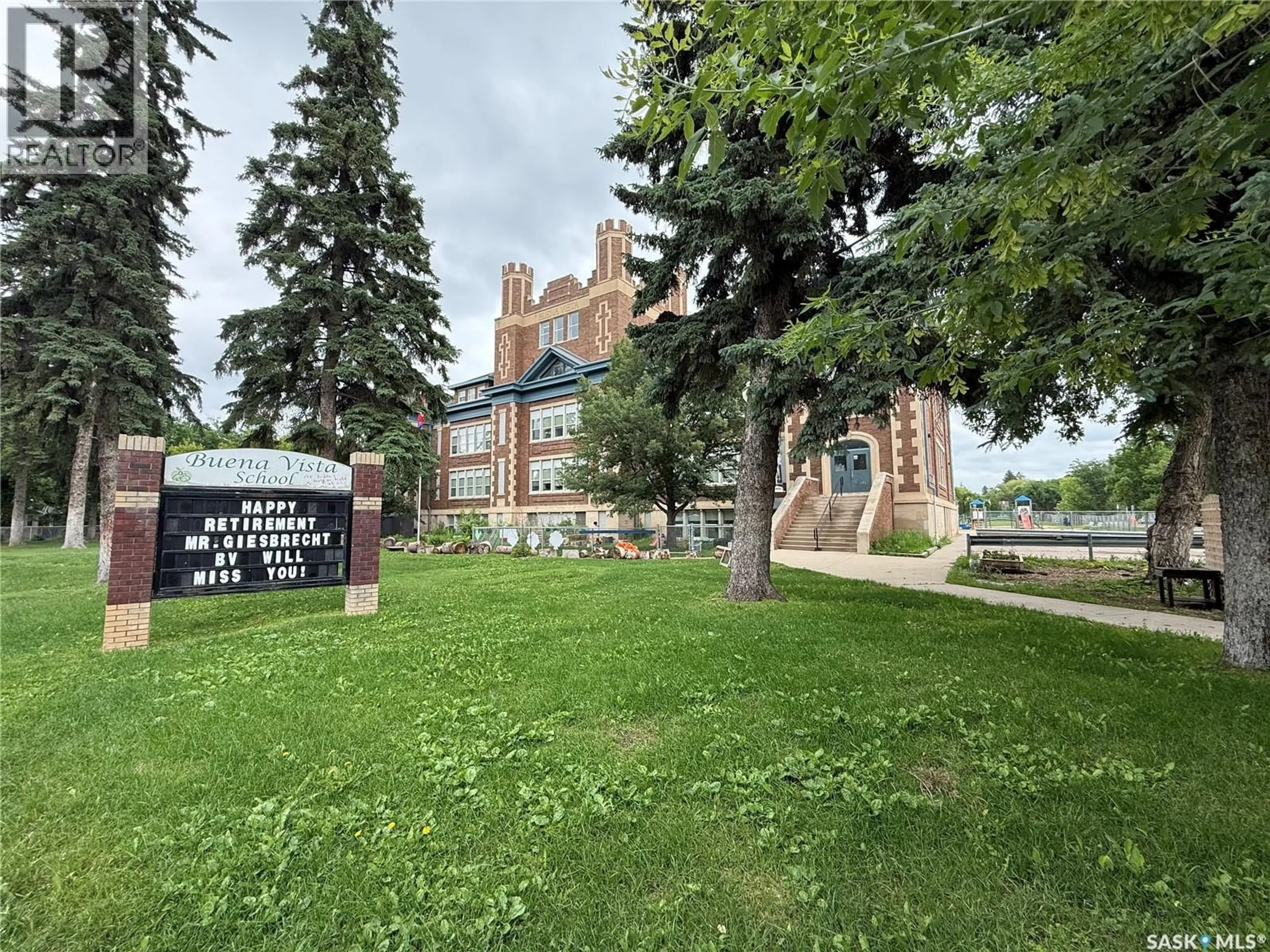 Unknown for 1320 LORNE AVENUE, Saskatoon Saskatchewan S7H1X7
