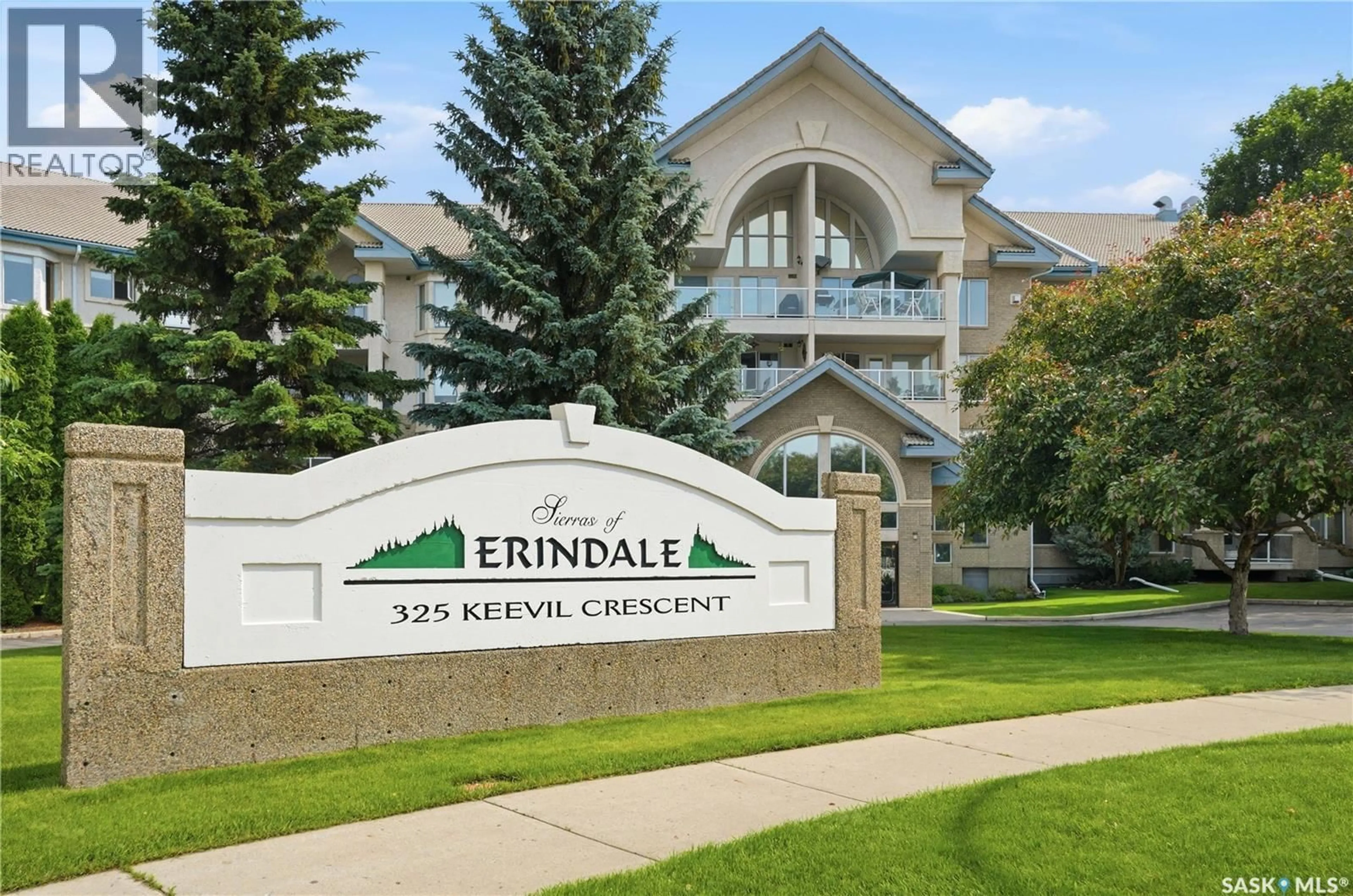 Indoor entryway for 325 - 316 KEEVIL CRESCENT, Saskatoon Saskatchewan S7N4R8