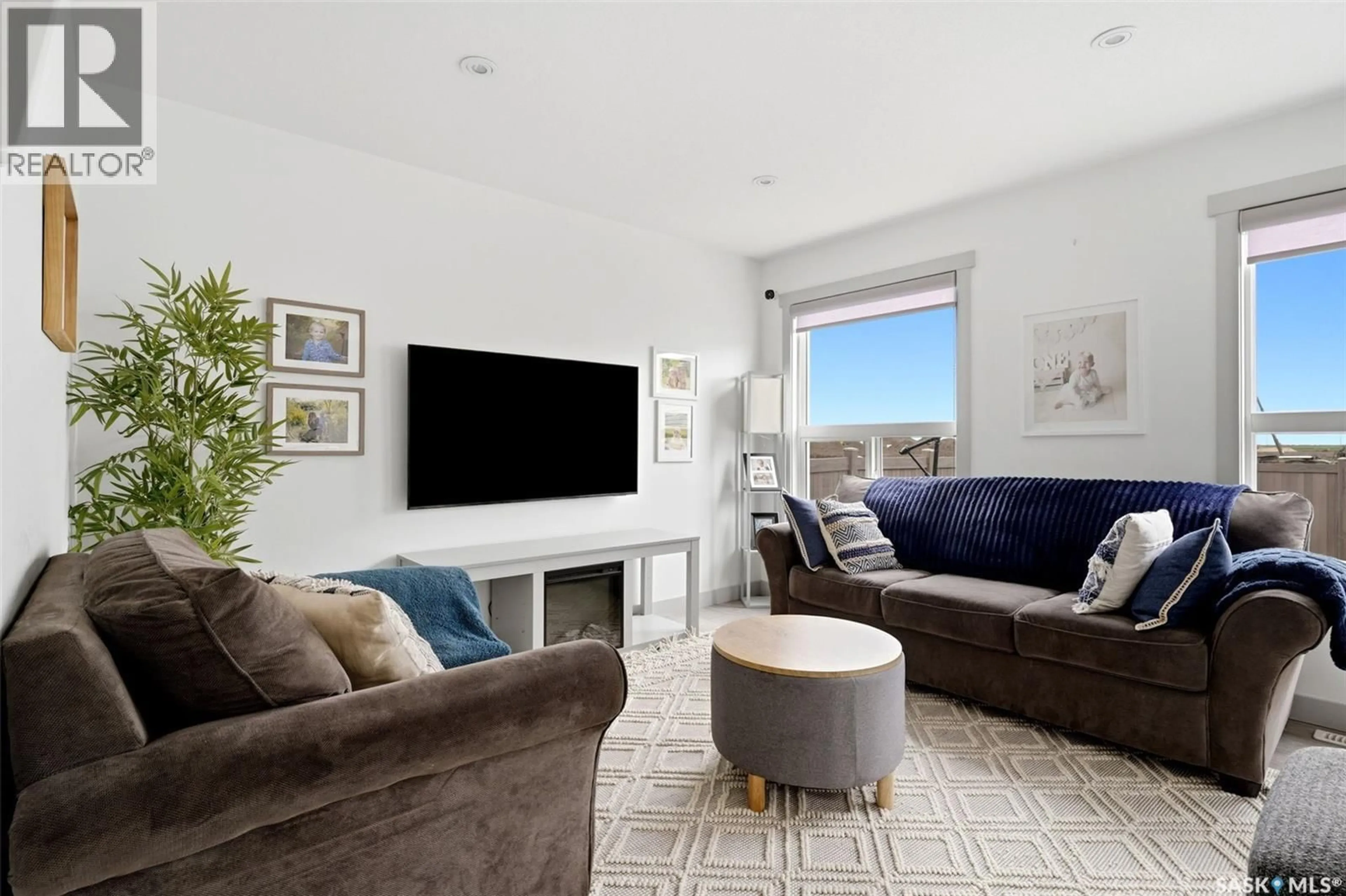 Living room with furniture, unknown for 7973 LENTIL AVENUE, Regina Saskatchewan S4Y0E9