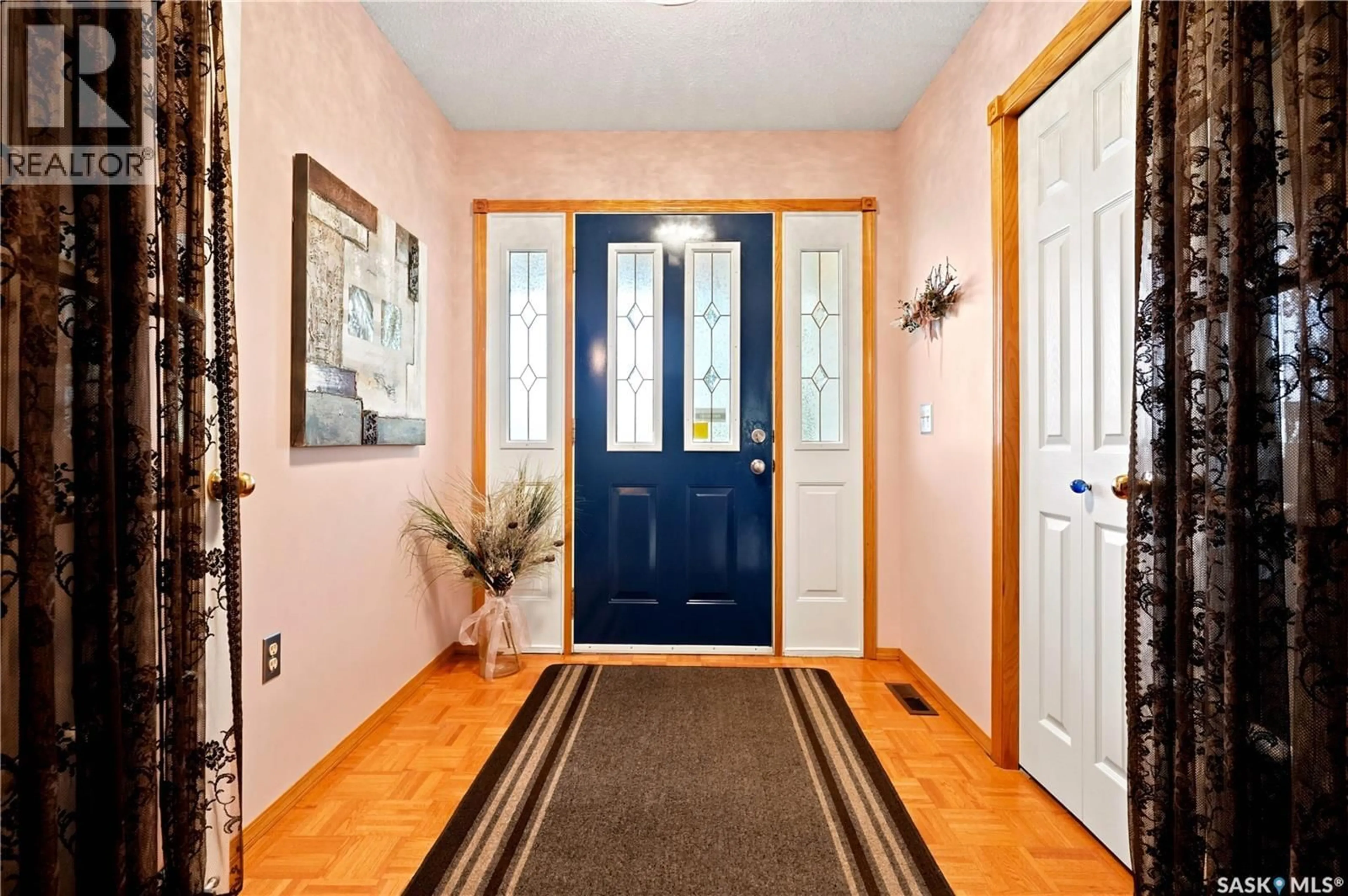 Indoor entryway for Prochinsky Craven Acreage - 2 HWY99, Craven Saskatchewan S0G0W0
