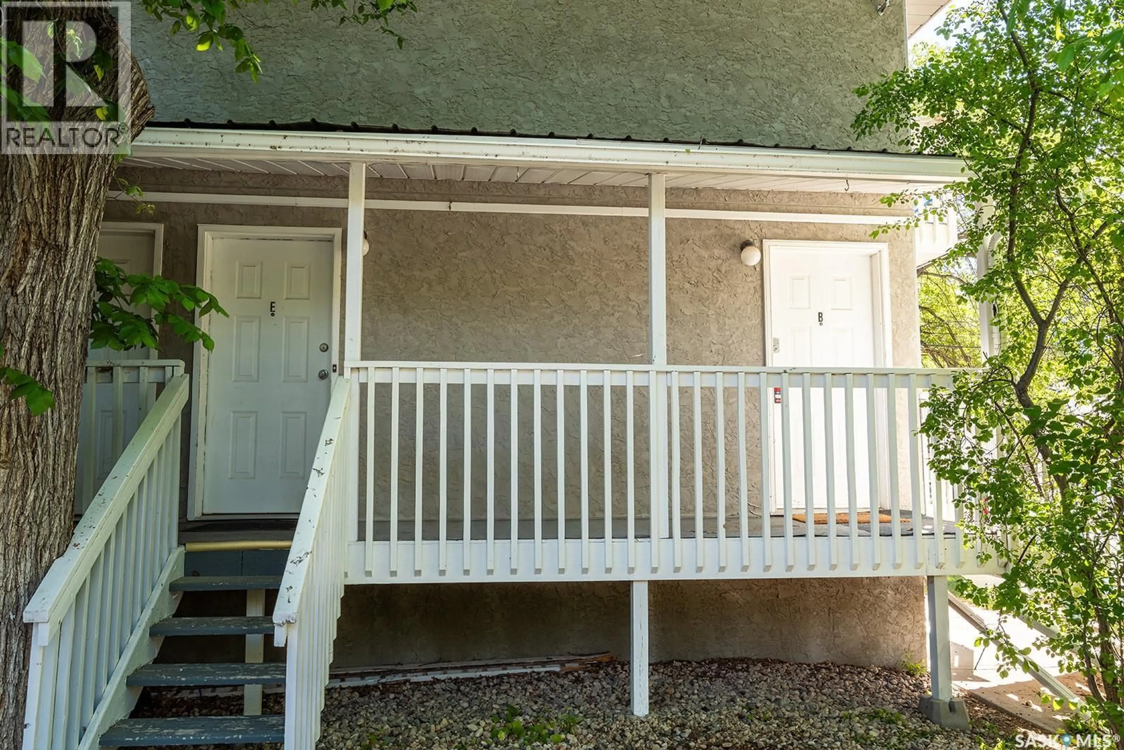 Patio, street for B - 1014 COLONY STREET, Saskatoon Saskatchewan S7N0S4