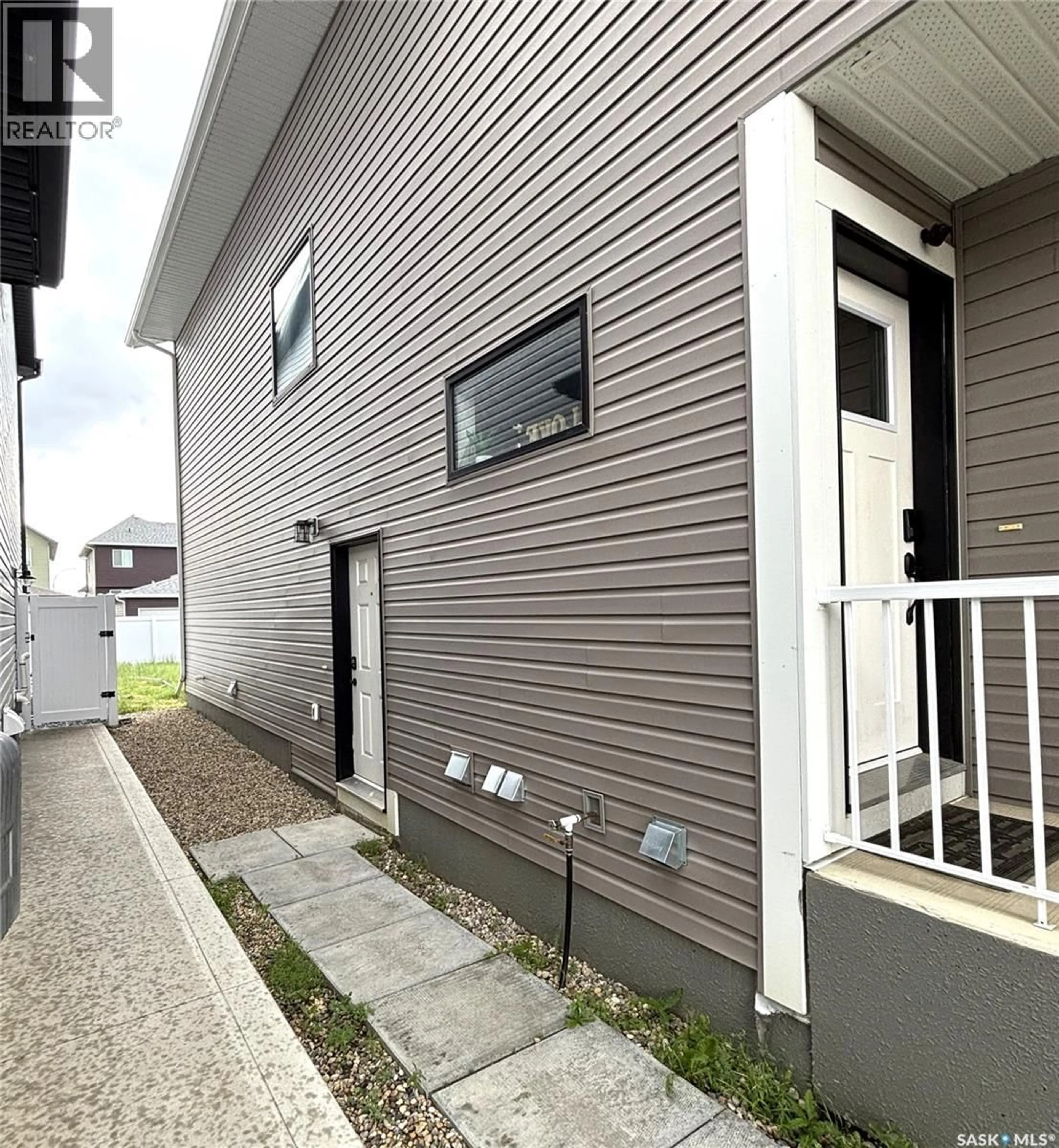 Unknown for 254 ANISKOTAW MANOR, Saskatoon Saskatchewan S7V1L9
