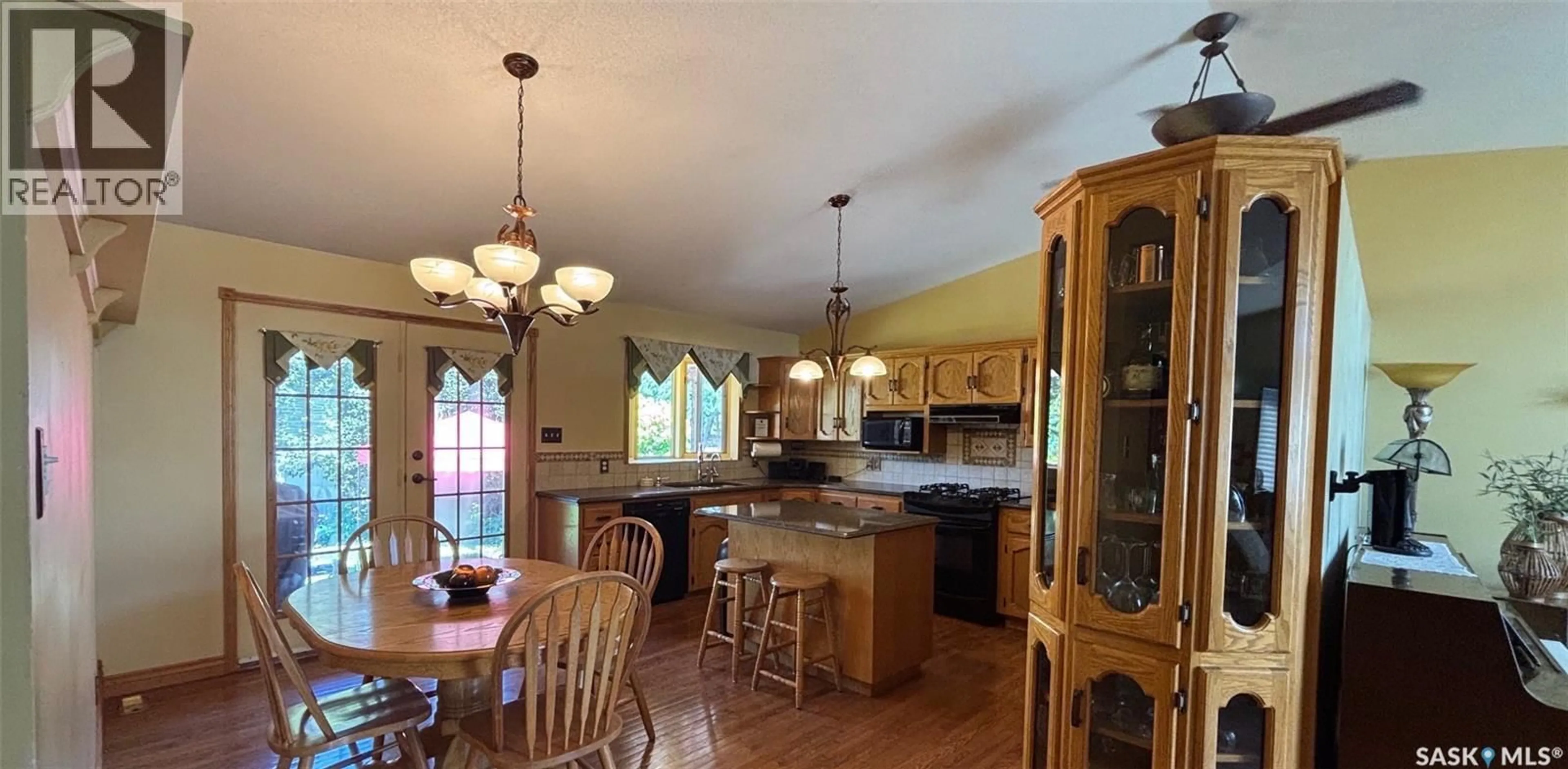 Open concept kitchen, unknown for 8214 RANKIN DRIVE, Regina Saskatchewan S4Y1J4