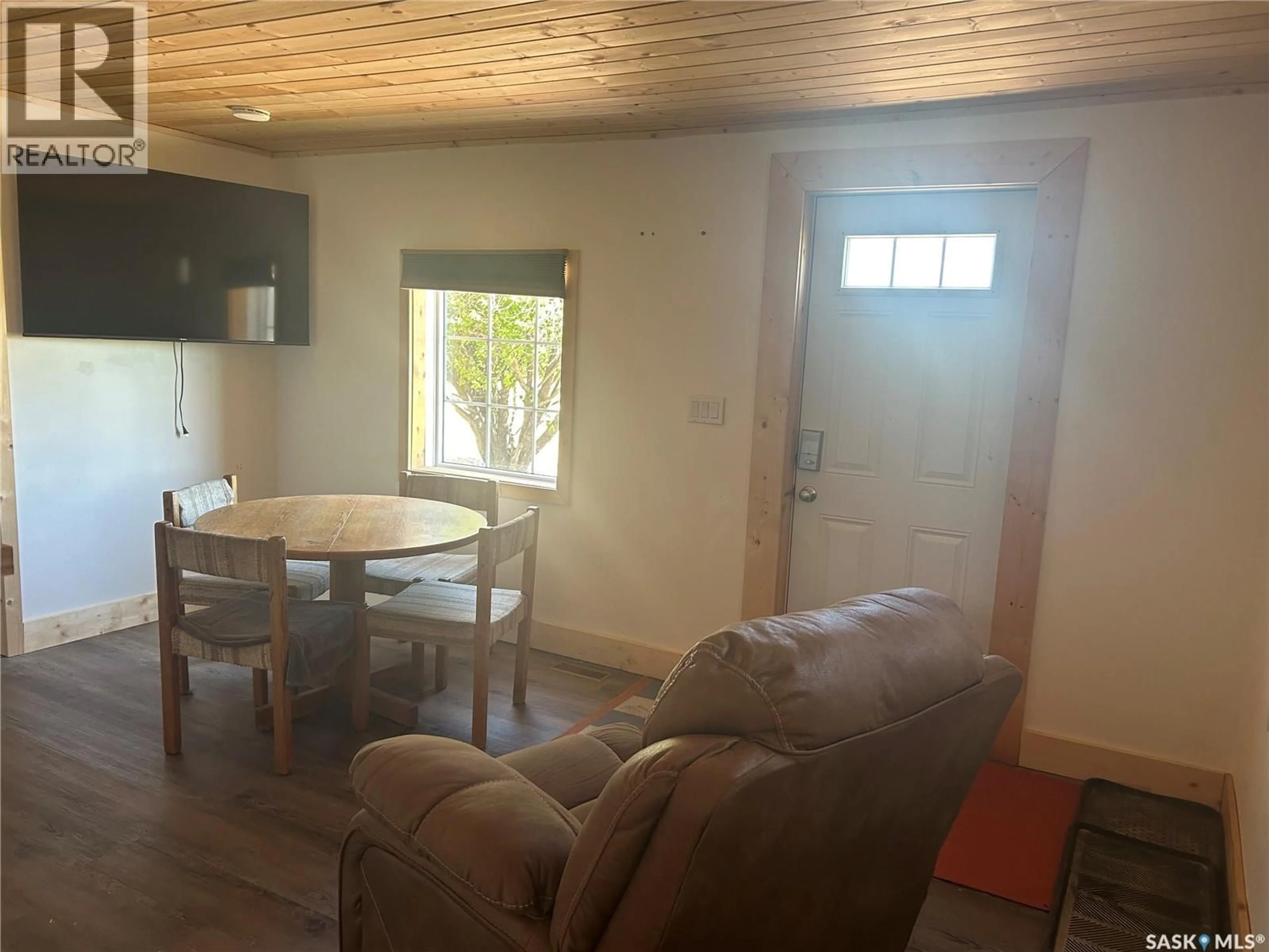A pic of a room for 706 NORFOLK AVENUE, Chamberlain Saskatchewan S0G0R0