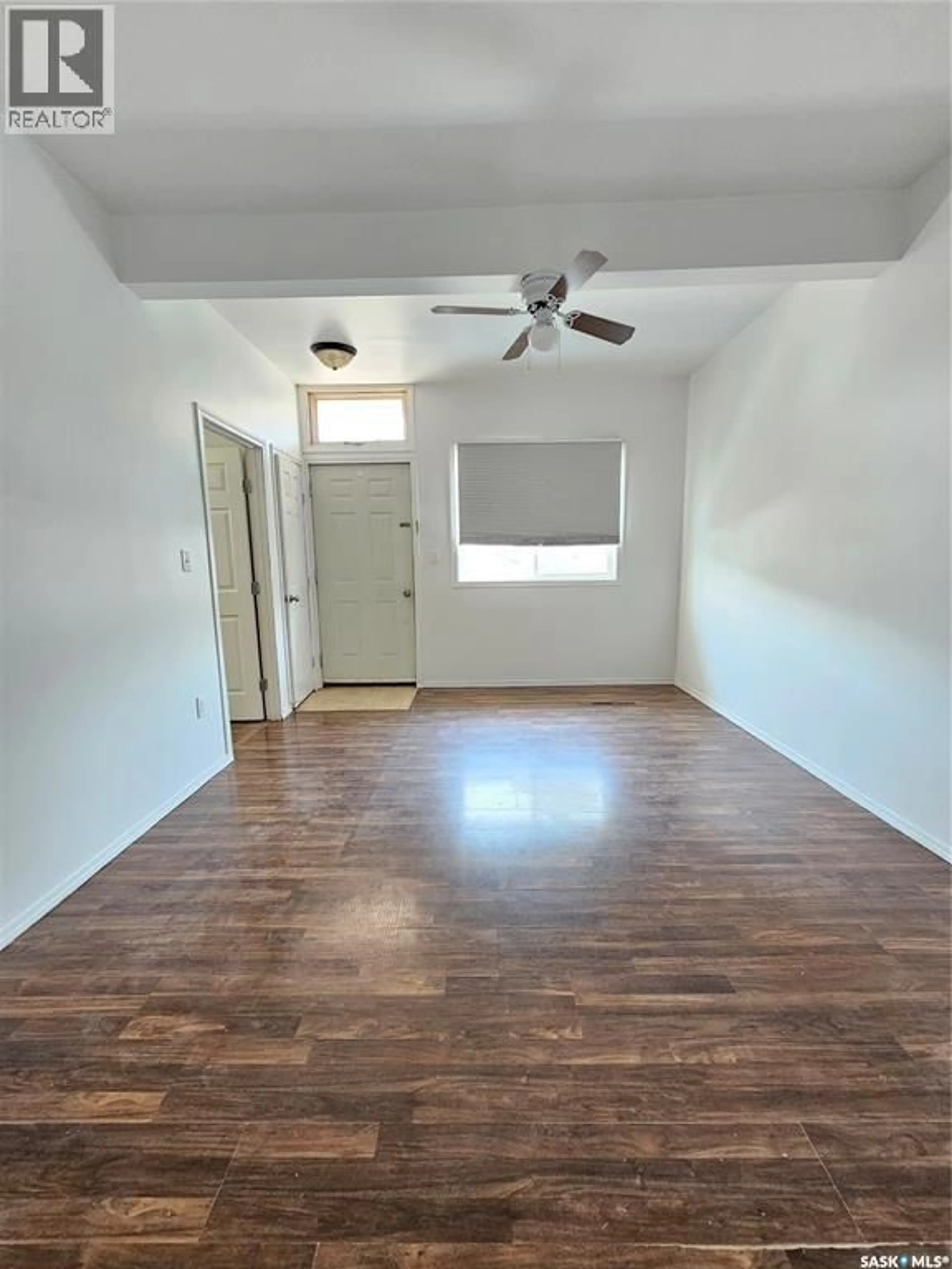 A pic of a room for 910 LILLOOET STREET, Moose Jaw Saskatchewan S6H4Z8