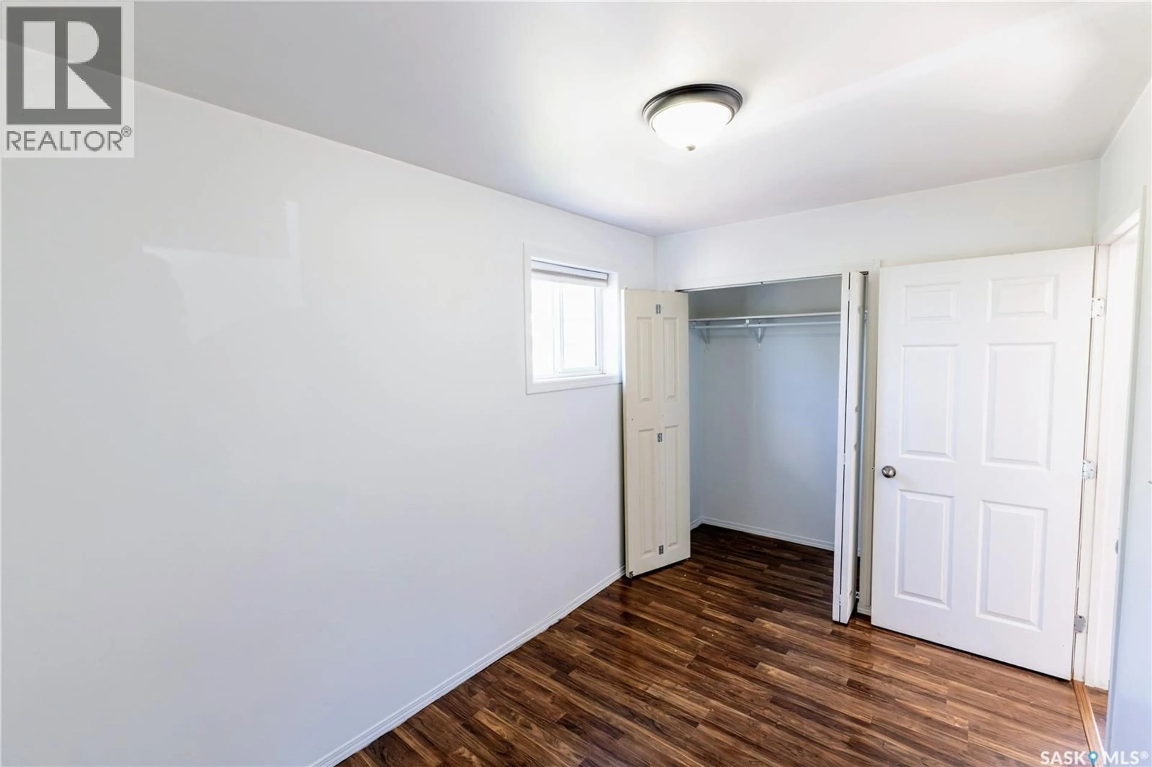 A pic of a room for 910 LILLOOET STREET, Moose Jaw Saskatchewan S6H4Z8