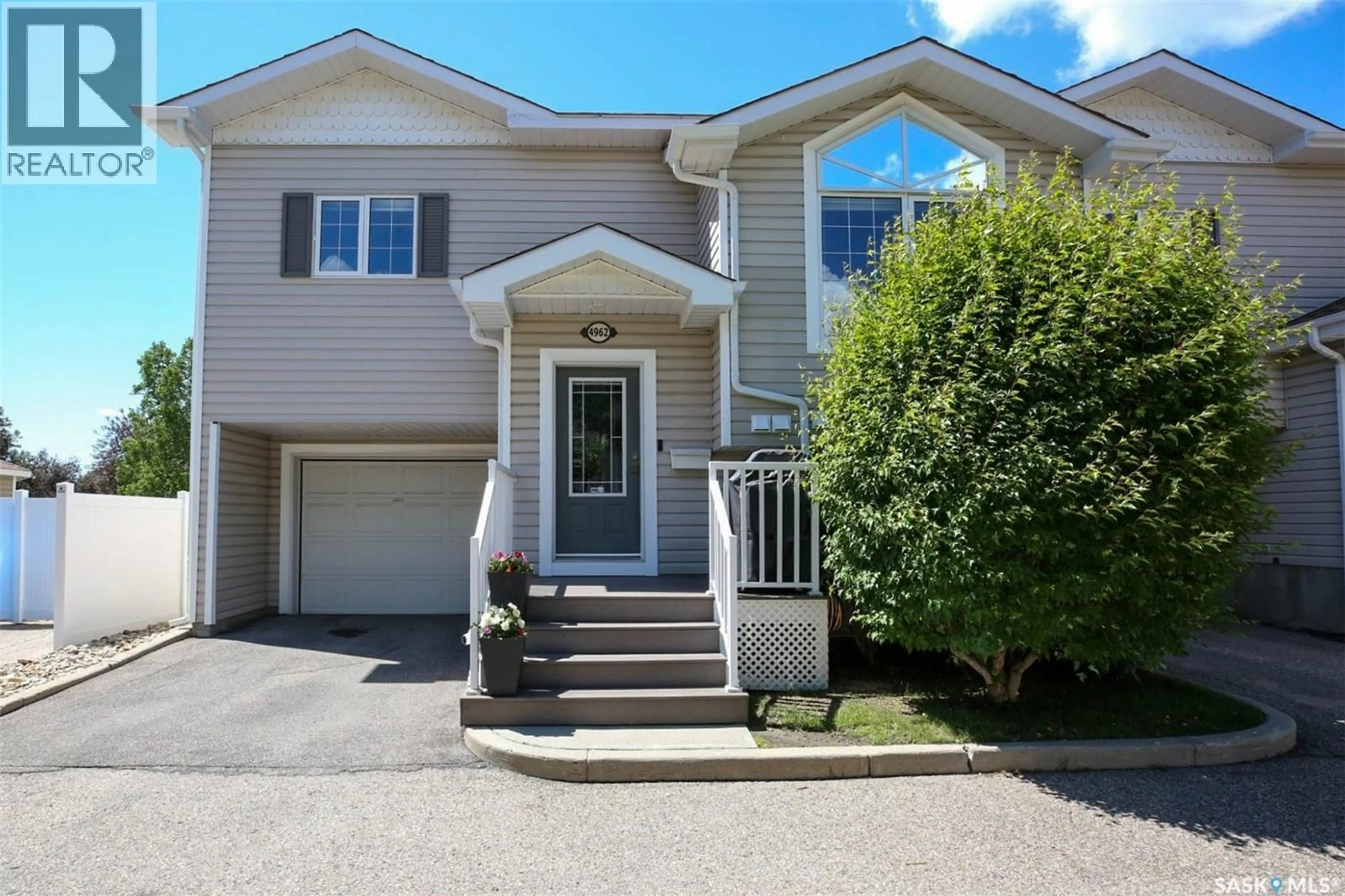 Home with vinyl exterior material, street for 4962 MARIGOLD DRIVE, Regina Saskatchewan S4X4P6