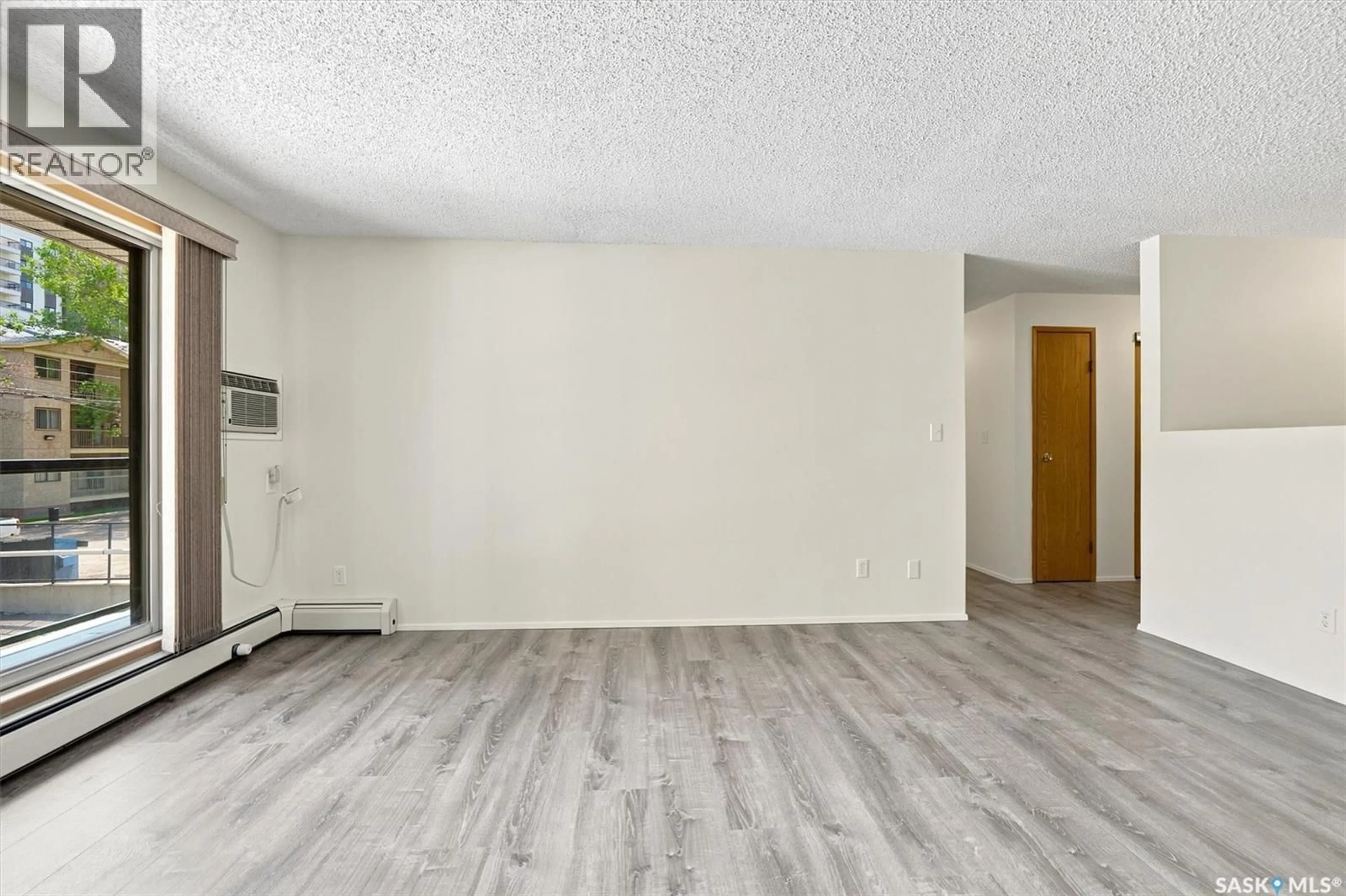 A pic of a room for 206 - 536 4TH AVENUE, Saskatoon Saskatchewan S7K2M7