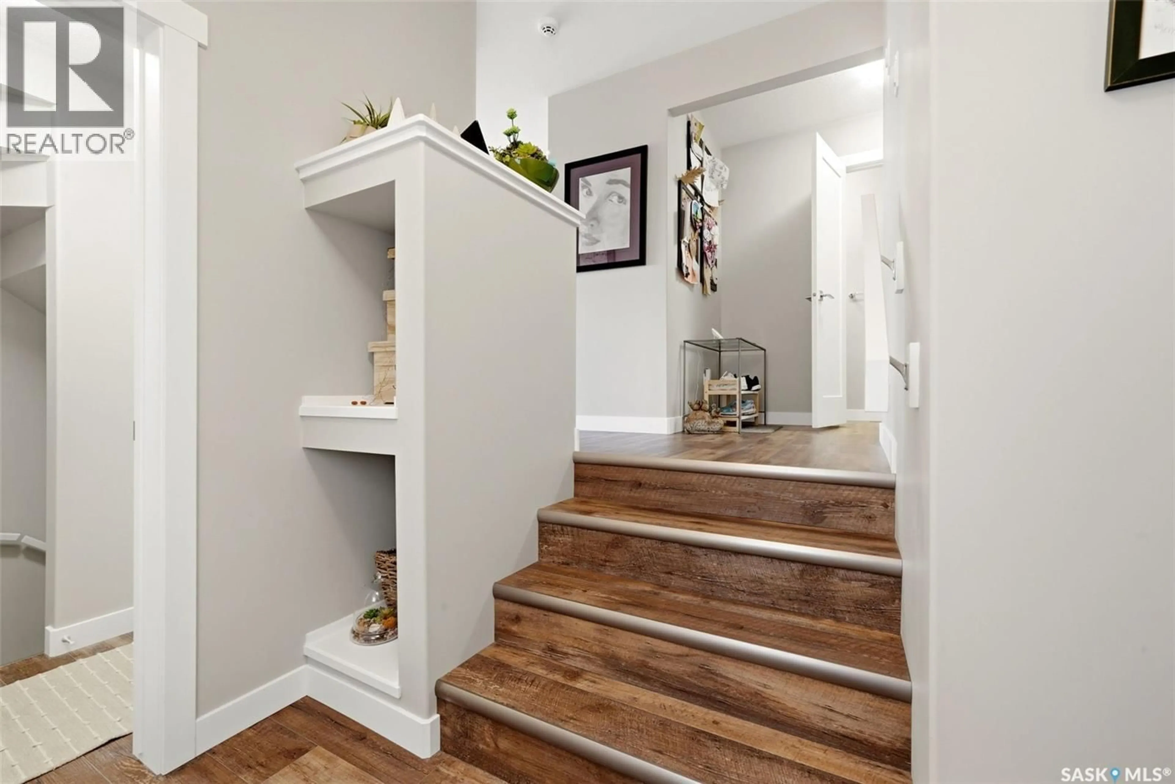Indoor entryway for 3154 GREEN STONE ROAD, Regina Saskatchewan S4V3R8