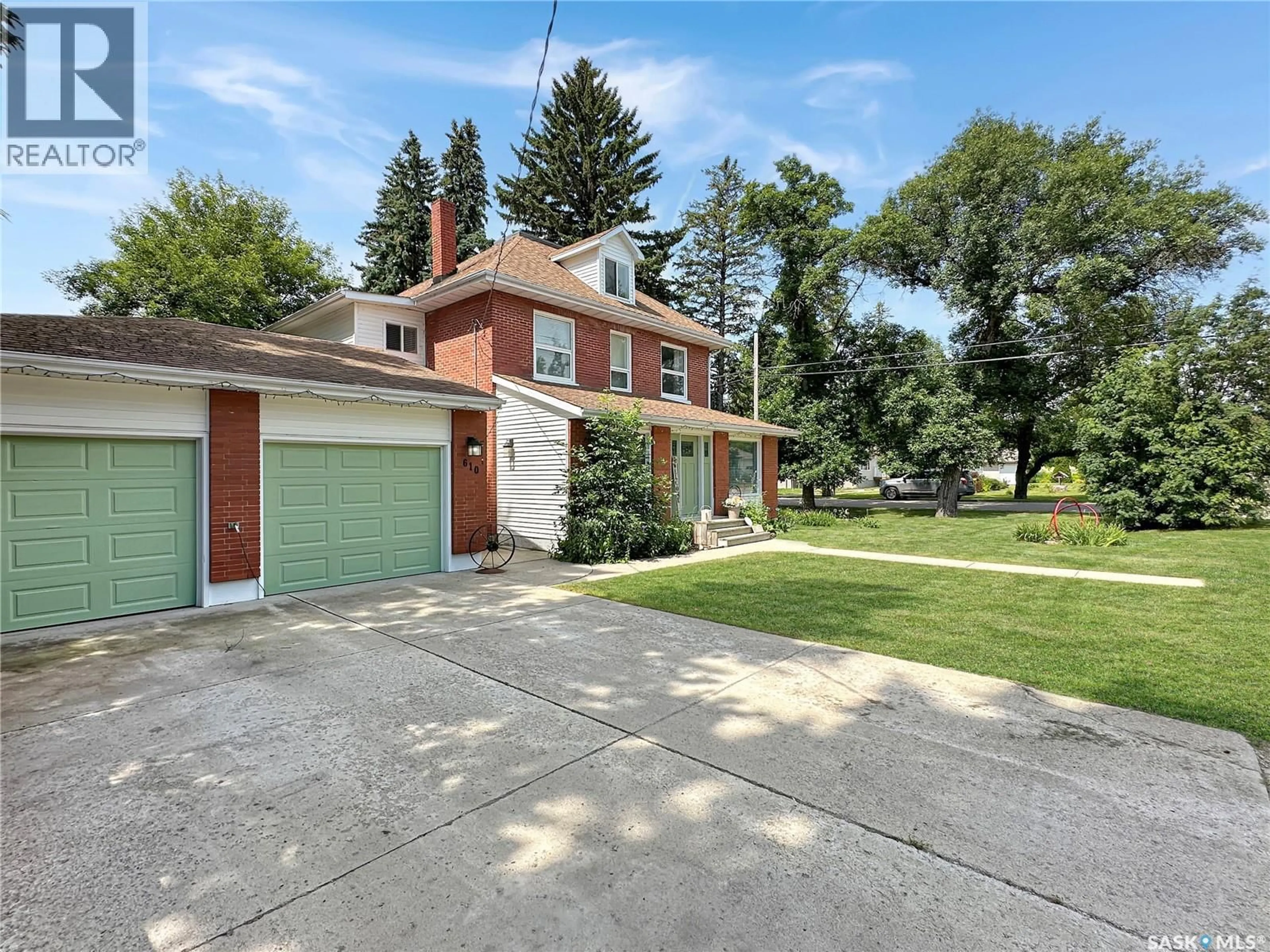 A pic from outside/outdoor area/front of a property/back of a property/a pic from drone, street for 610 BOYLE STREET, Indian Head Saskatchewan S0G2K0