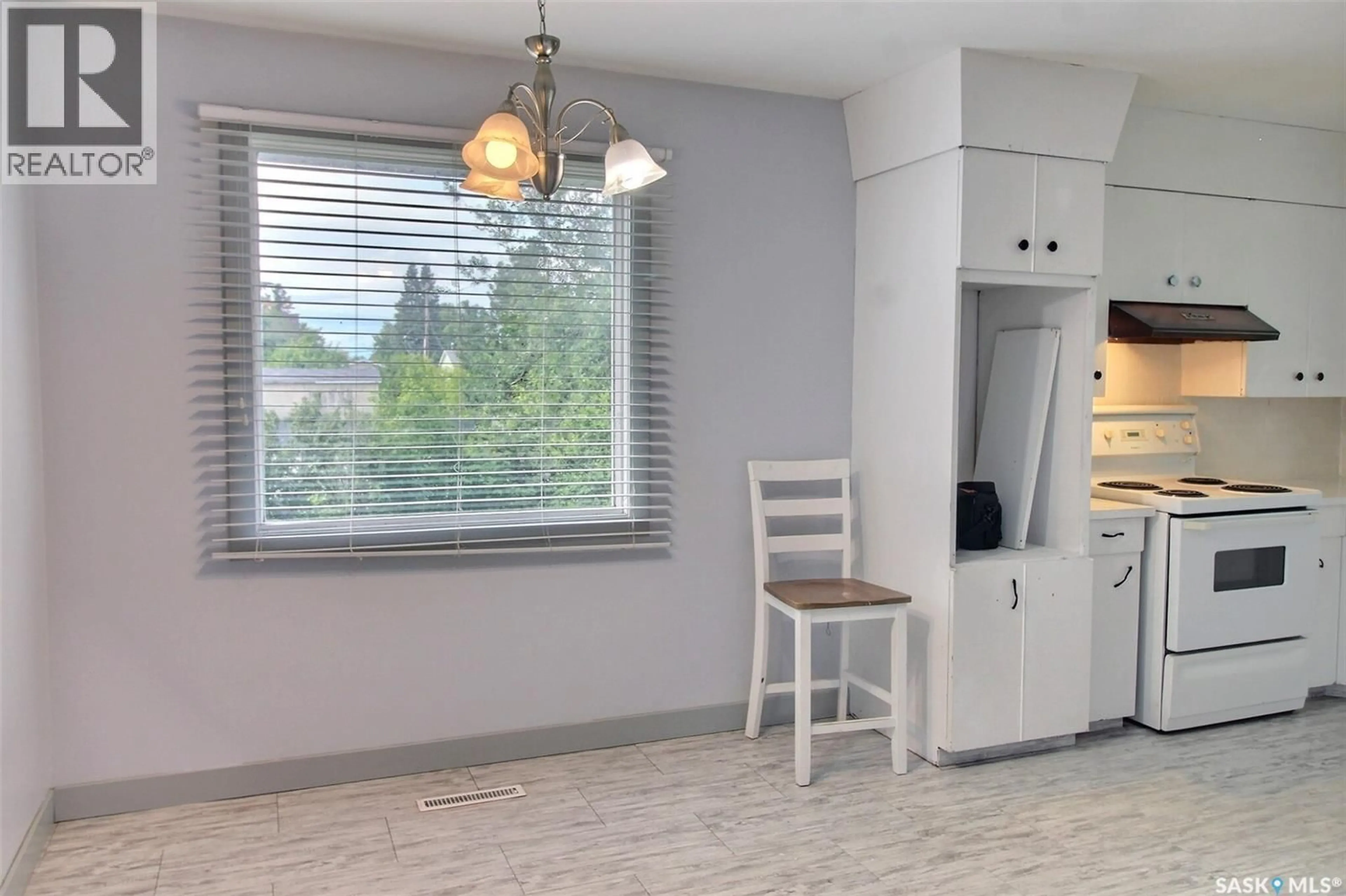 A pic of a room for 2800 1ST AVENUE, Prince Albert Saskatchewan S6V2C8