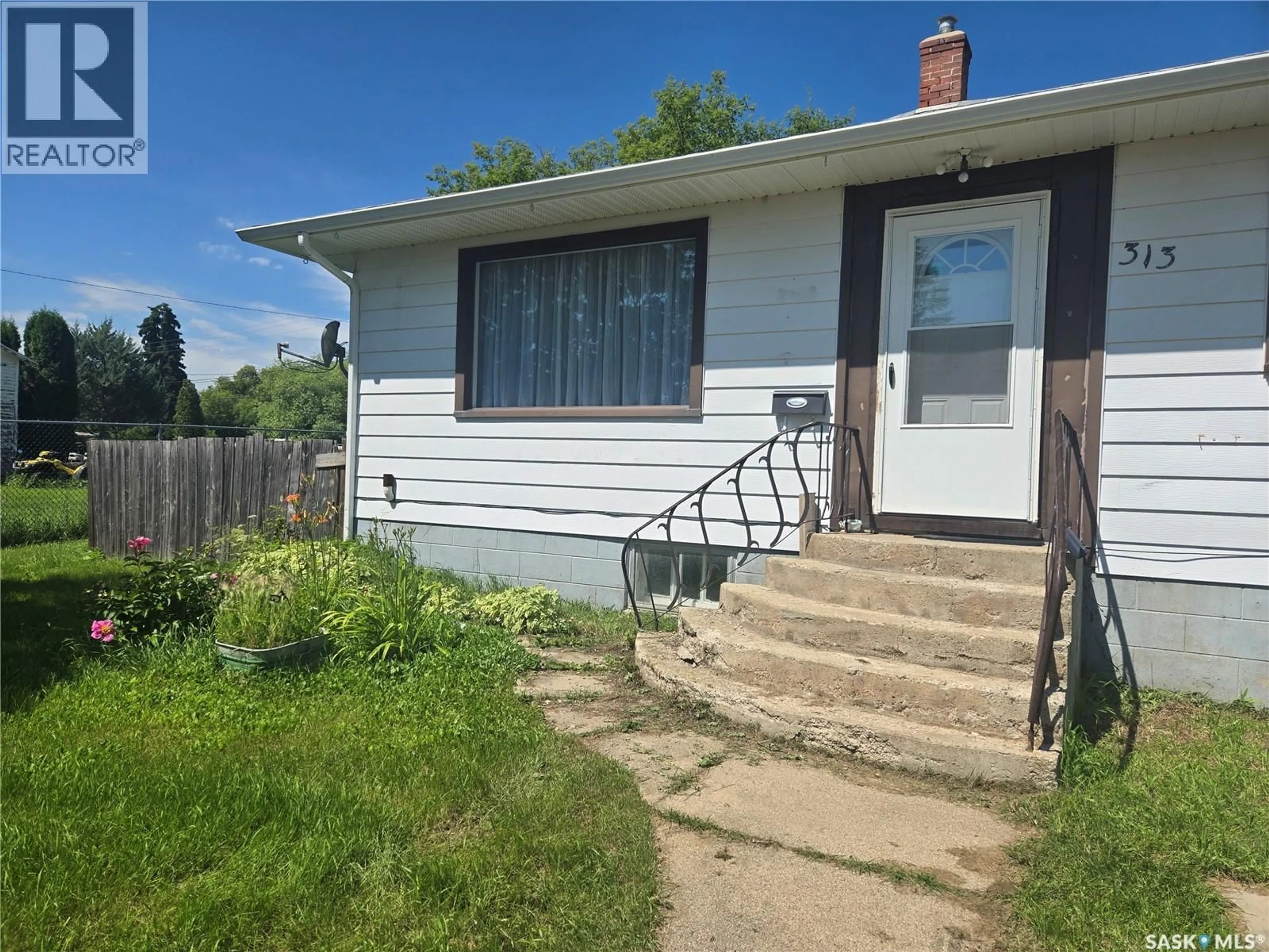 Unknown for 313 2ND AVENUE, Blaine Lake Saskatchewan S0J0J0