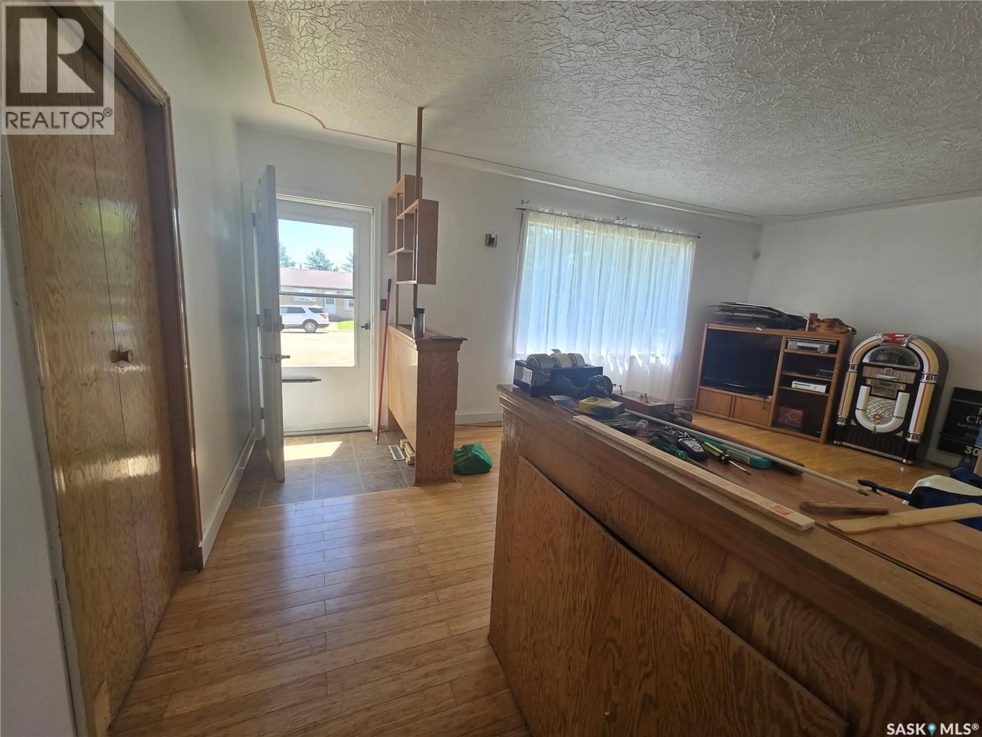 A pic of a room for 313 2ND AVENUE, Blaine Lake Saskatchewan S0J0J0
