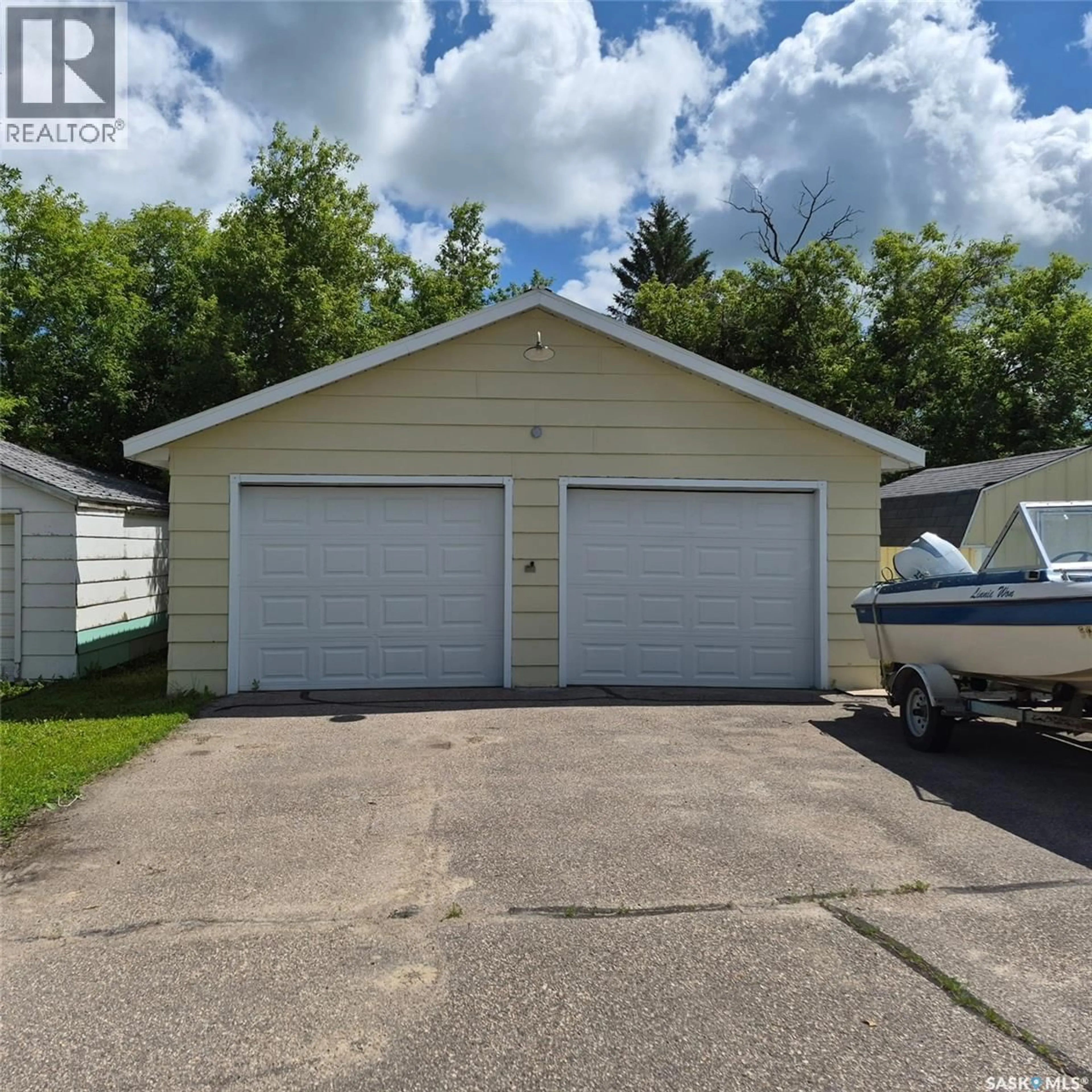 Shed for 807 PACIFIC STREET, Grenfell Saskatchewan S0G2B0