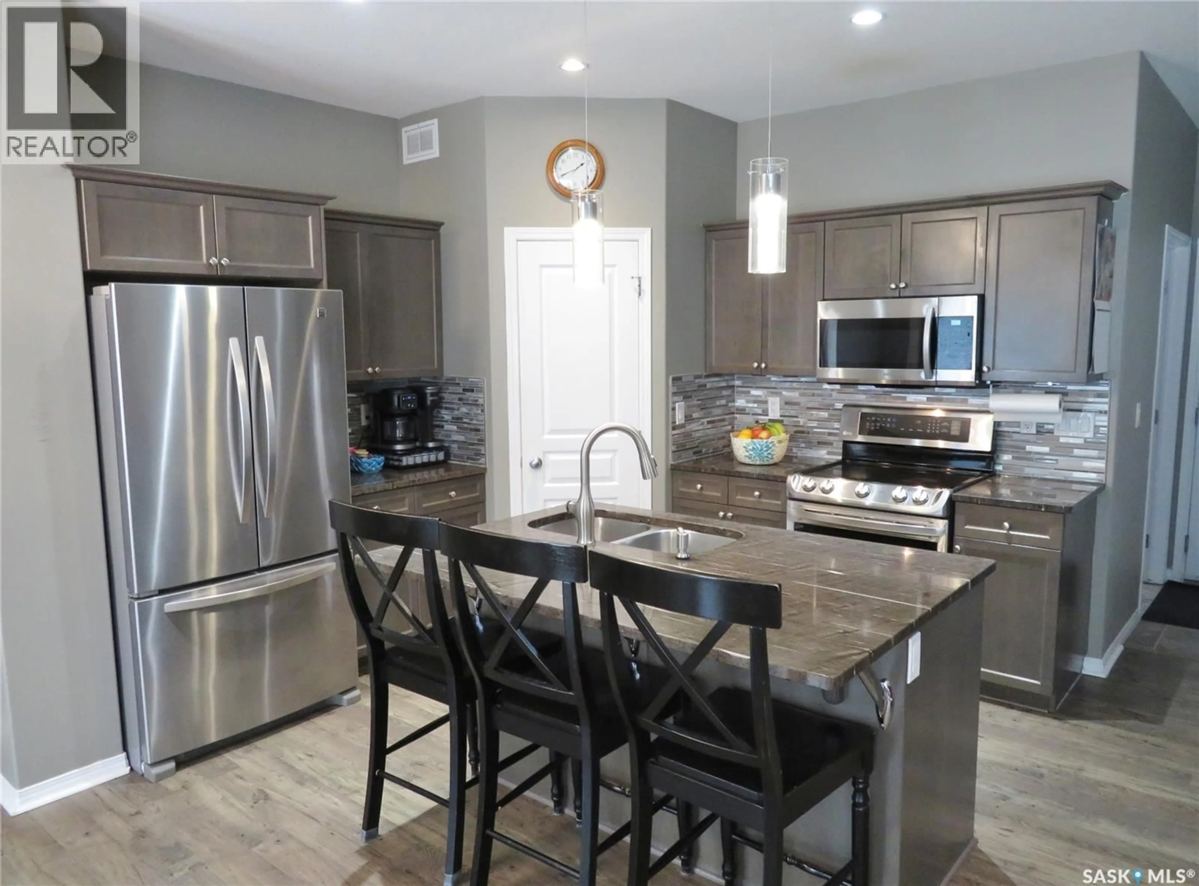 Open concept kitchen, unknown for 1214 REMPEL CRESCENT, Saskatoon Saskatchewan S7T0M2
