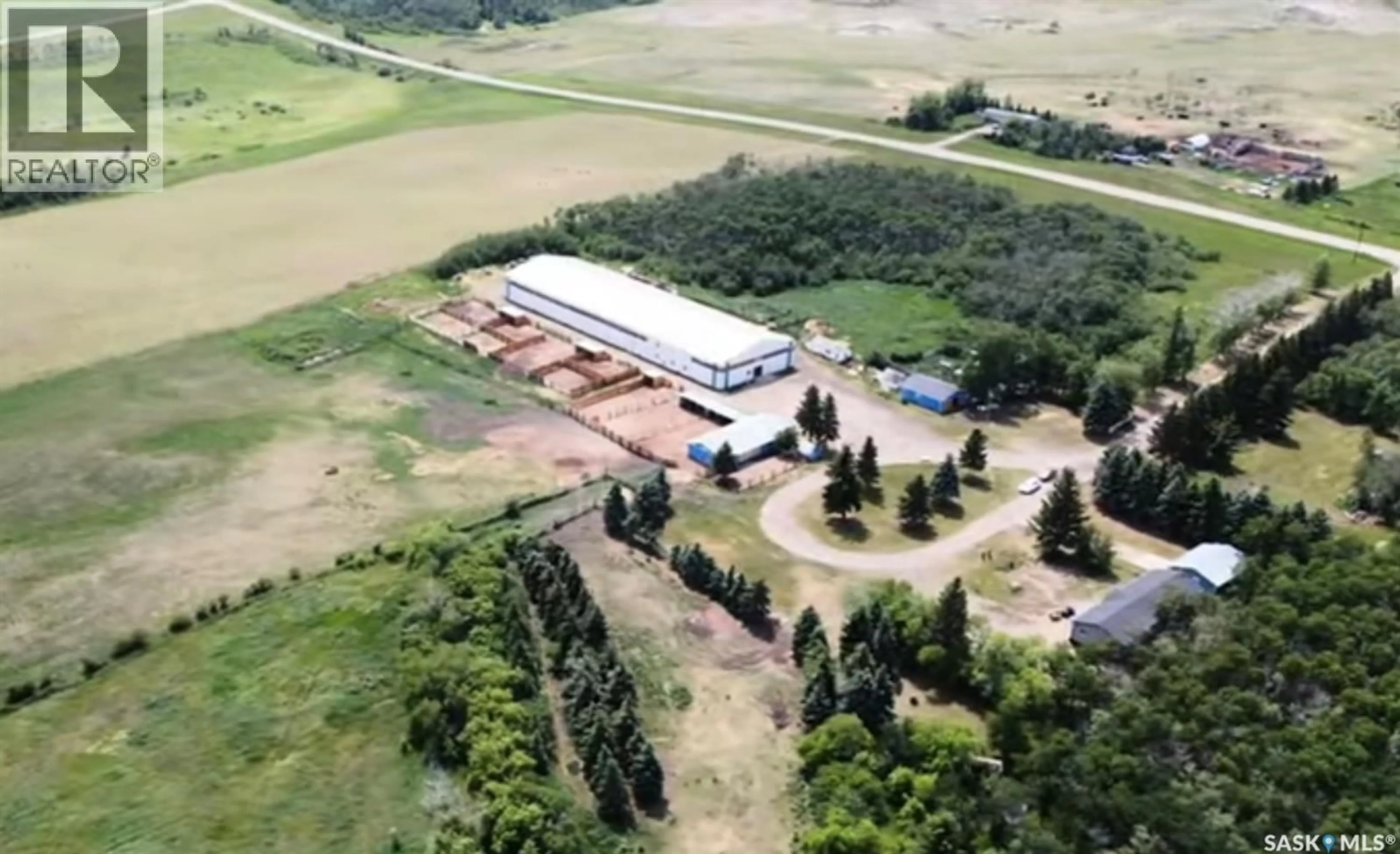 A pic from outside/outdoor area/front of a property/back of a property/a pic from drone, building for WIDESREAD ACRES, South Qu'Appelle Rm No. 157 Saskatchewan S0G3E0