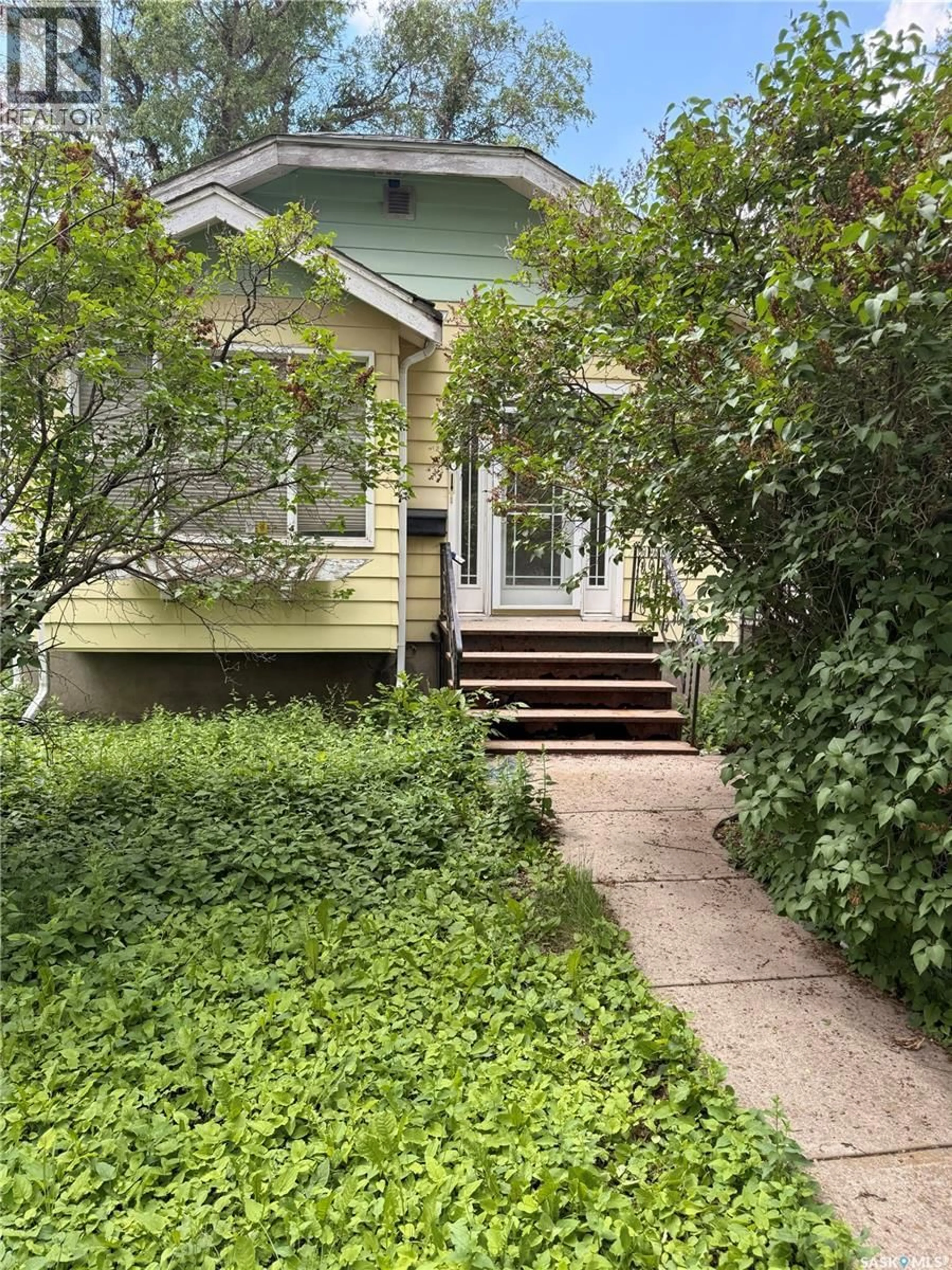 Unknown for 1370 RETALLACK STREET, Regina Saskatchewan S4T2H9