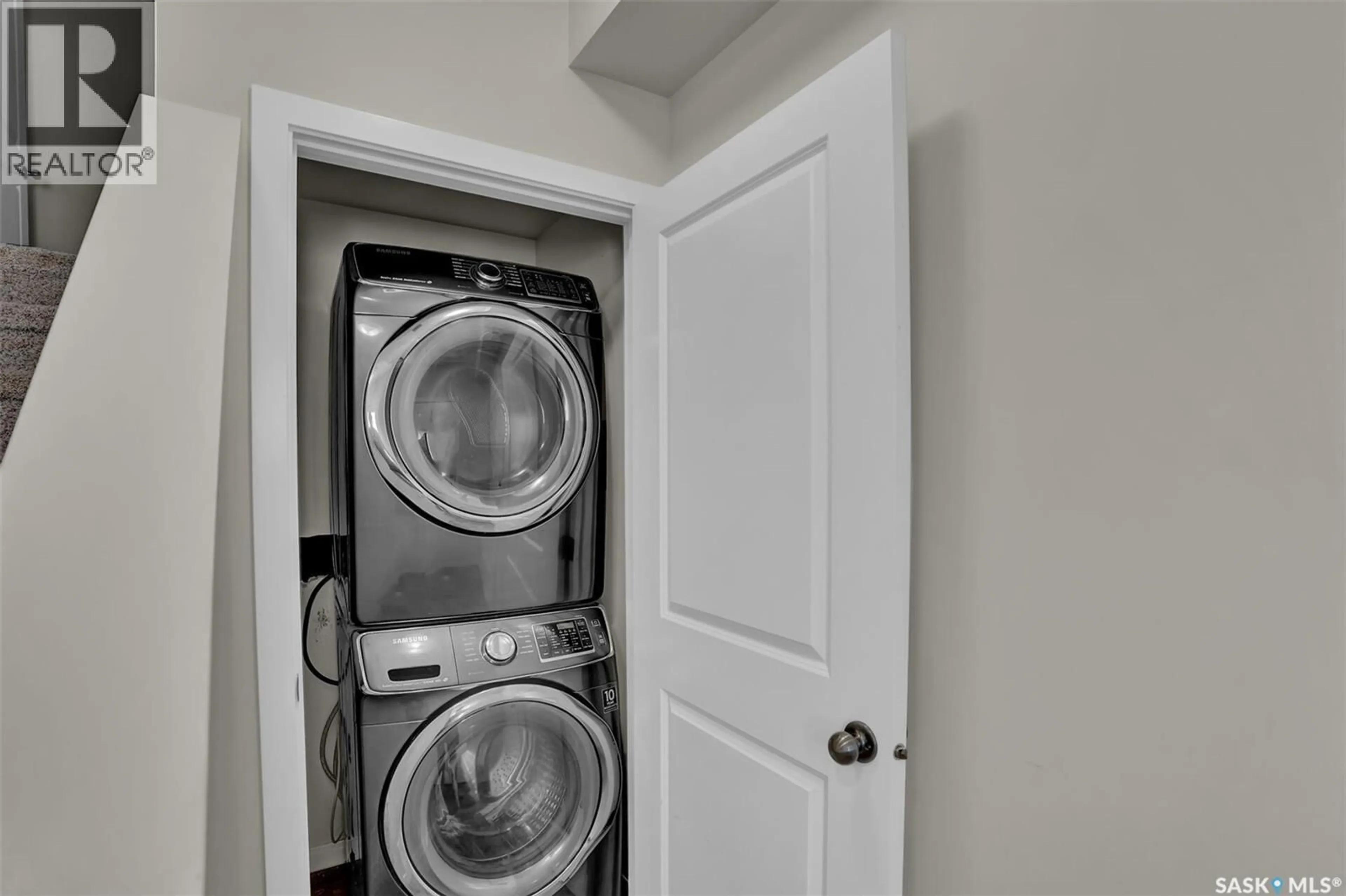 Laundry room for 42 5655 AERODROME ROAD, Regina Saskatchewan S4W0M3