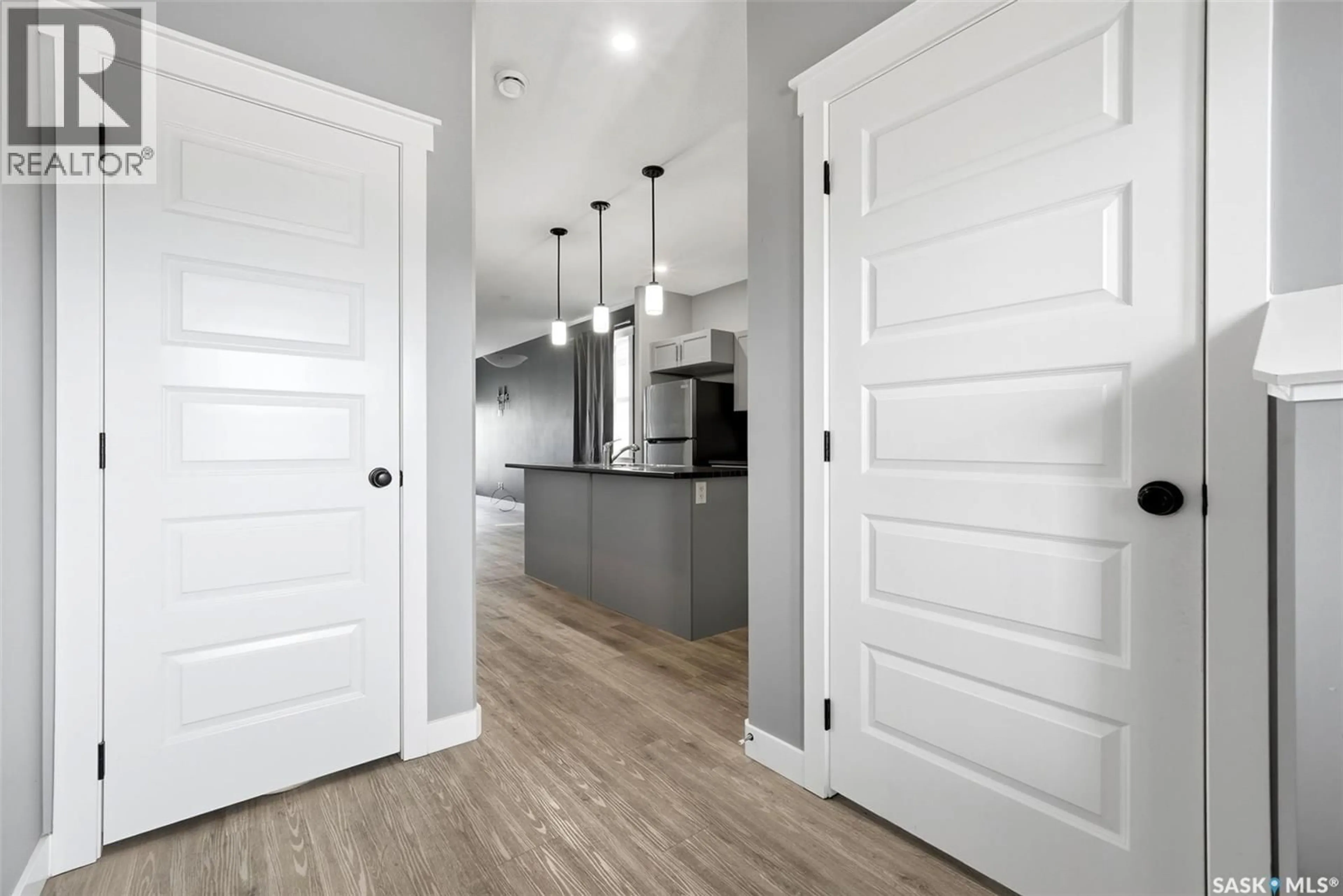 Indoor entryway for 7 - 3960 7TH AVENUE, Regina Saskatchewan S4N7L9