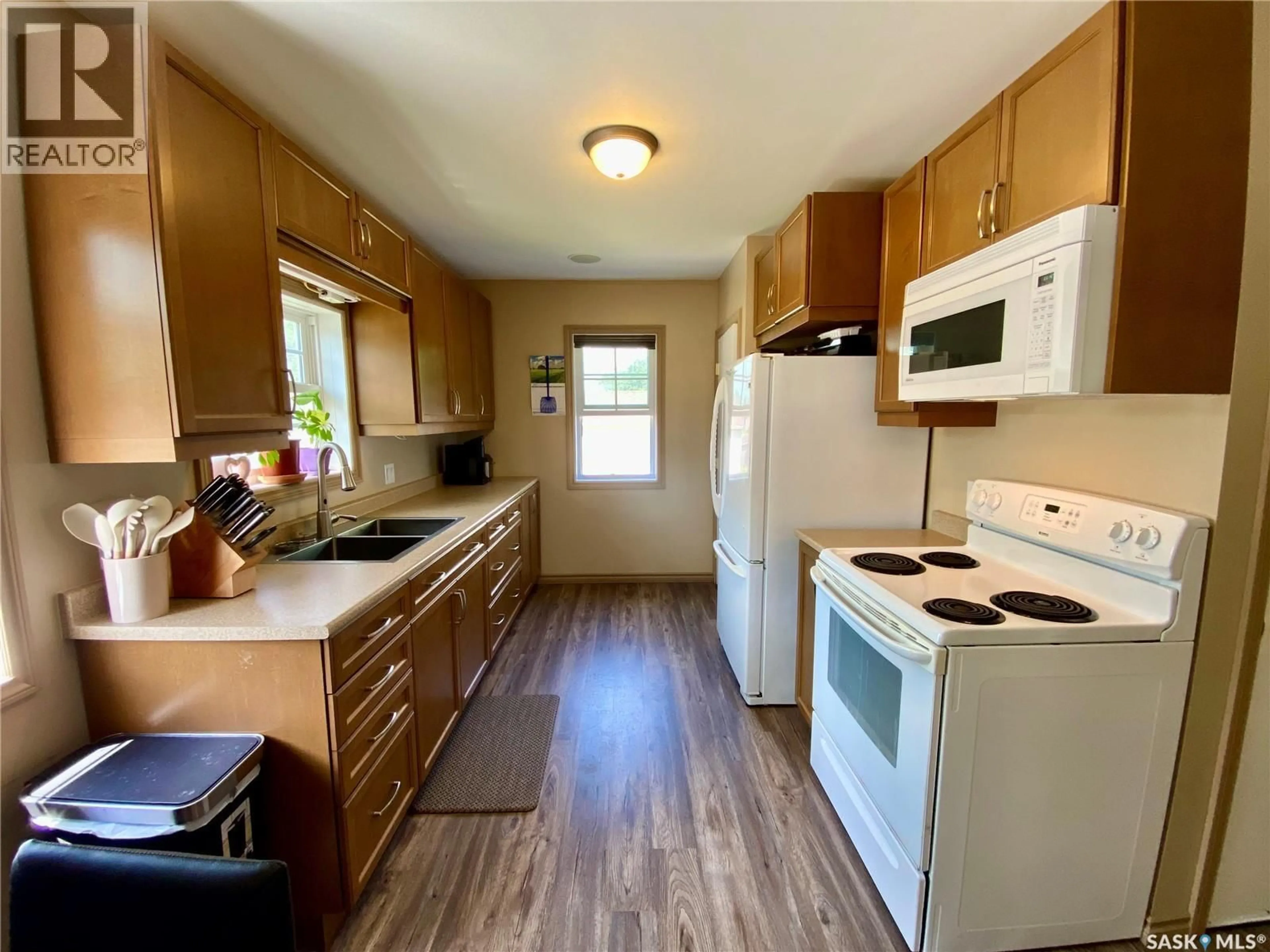Standard kitchen, unknown for 120 3RD STREET, Carnduff Saskatchewan S0C0S0