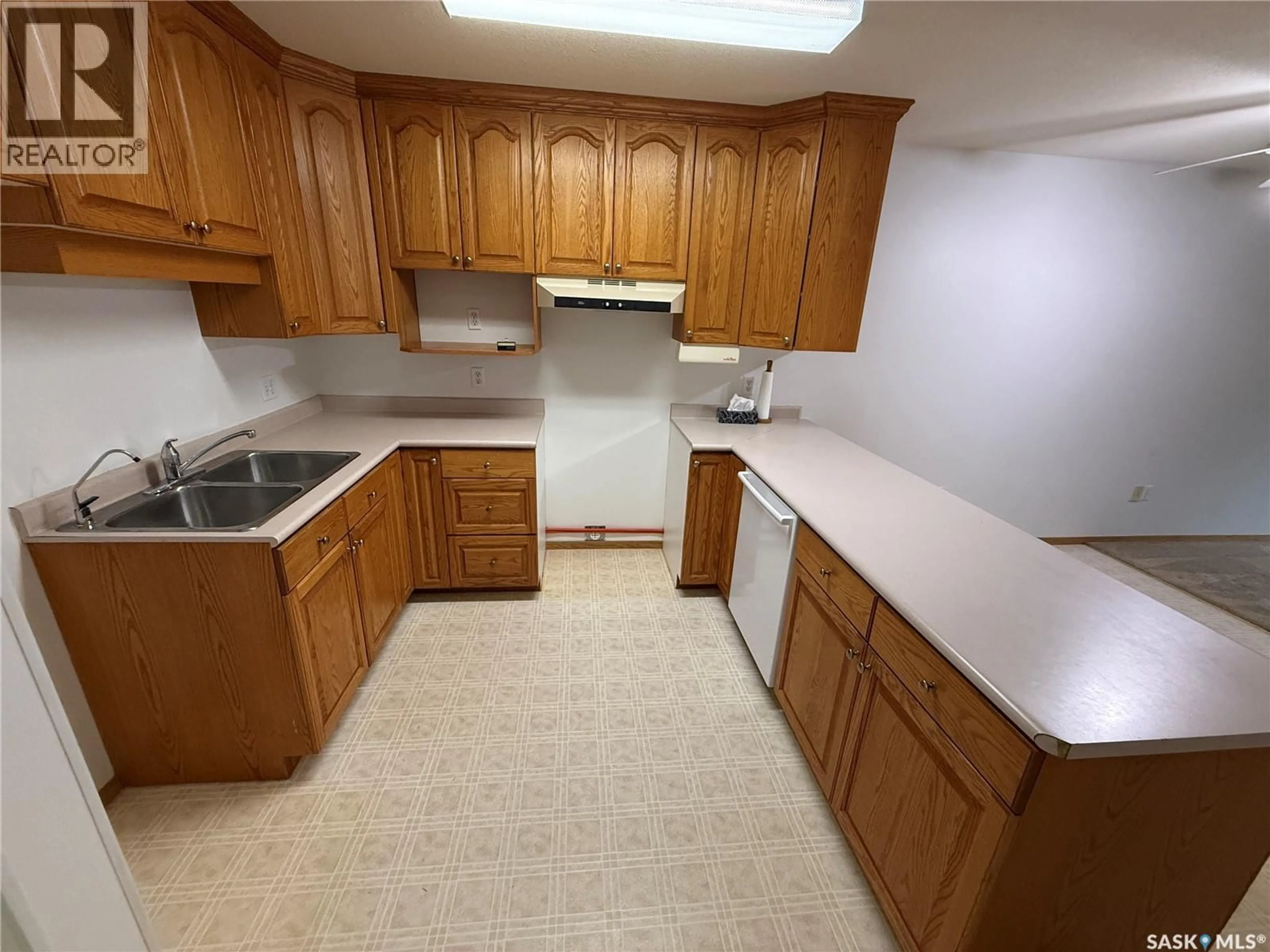 Standard kitchen, unknown for E - 6 108 6TH AVENUE, Shellbrook Saskatchewan S0J2E0