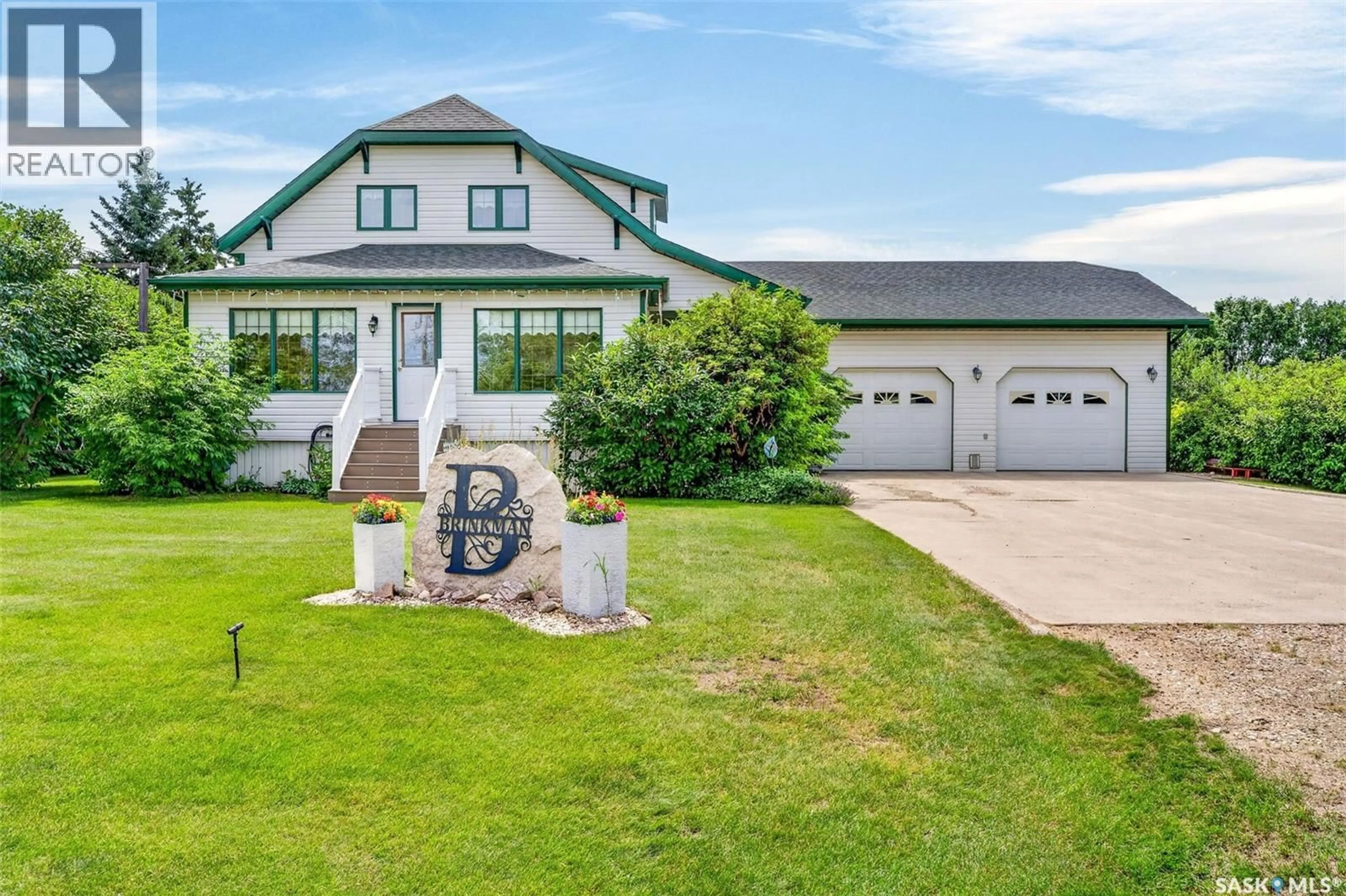 Home with vinyl exterior material, unknown for 138 1ST STREET, Lake Lenore Saskatchewan S0K2J0