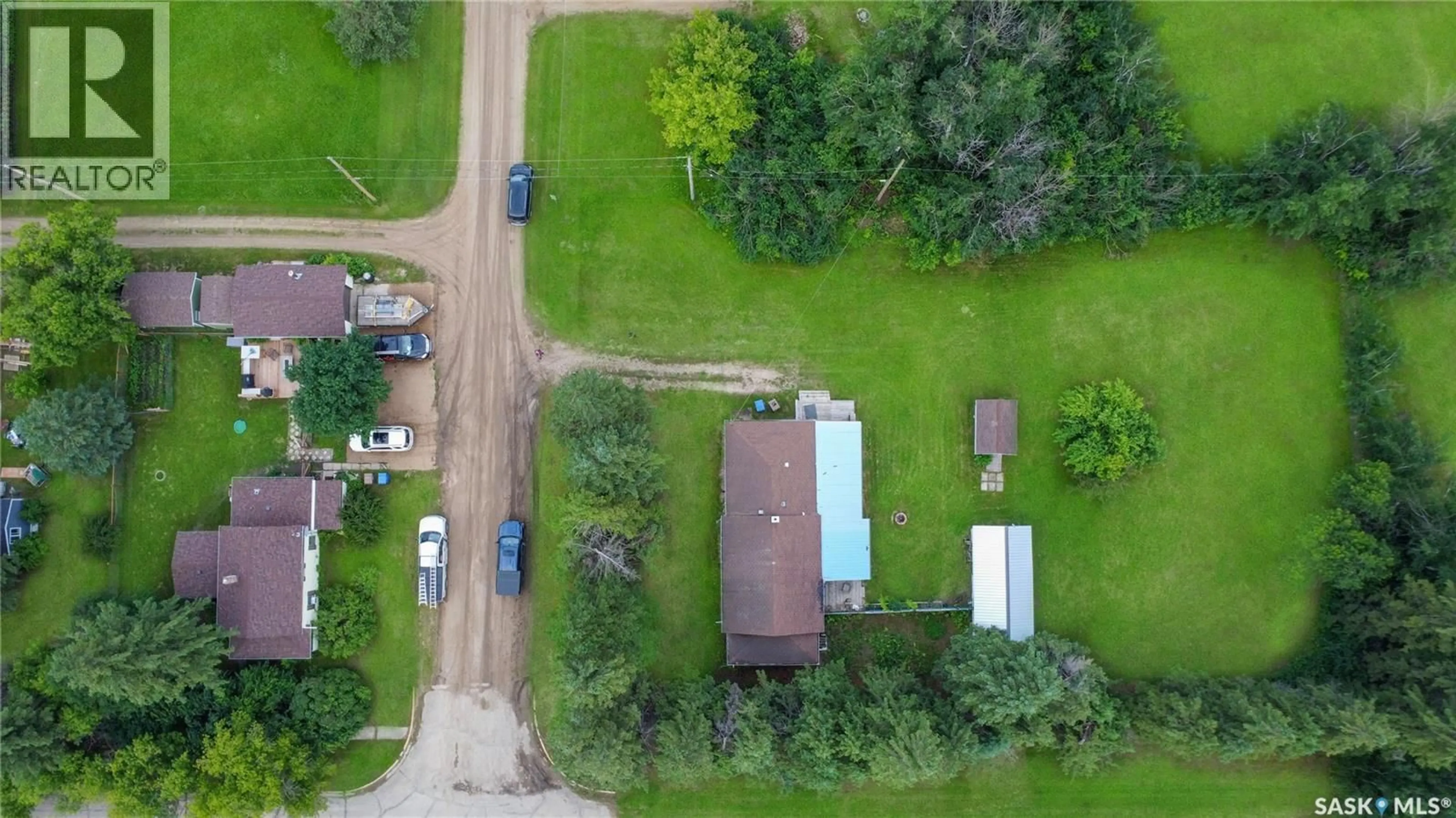 A pic from outside/outdoor area/front of a property/back of a property/a pic from drone, street for 400 4TH STREET, Star City Saskatchewan S0E1P0