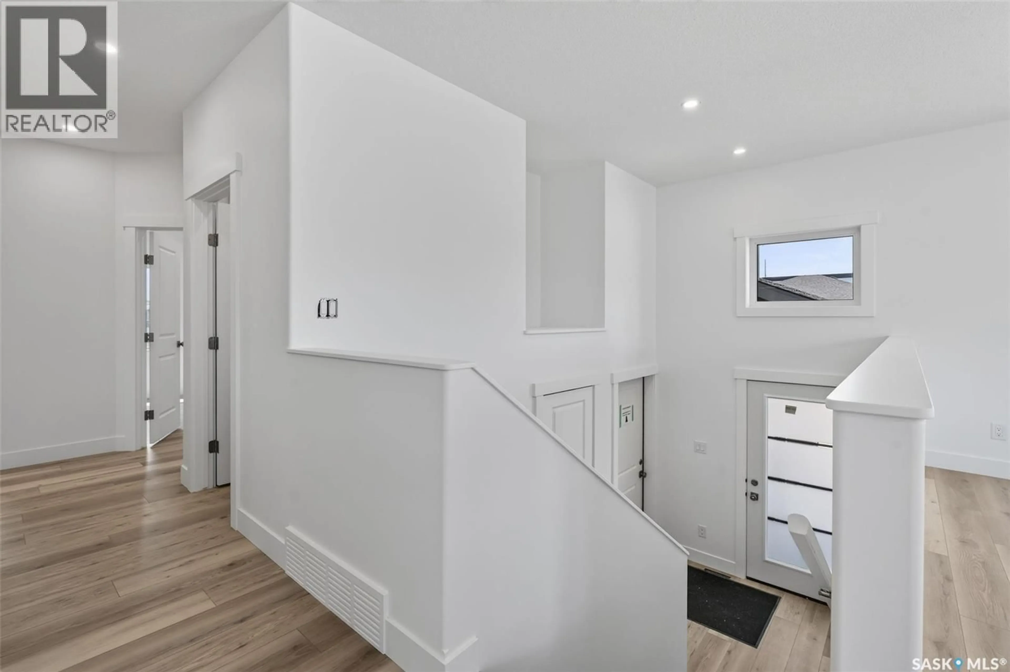 Stairs for 801 KERR COVE, Prince Albert Saskatchewan S6W0A6
