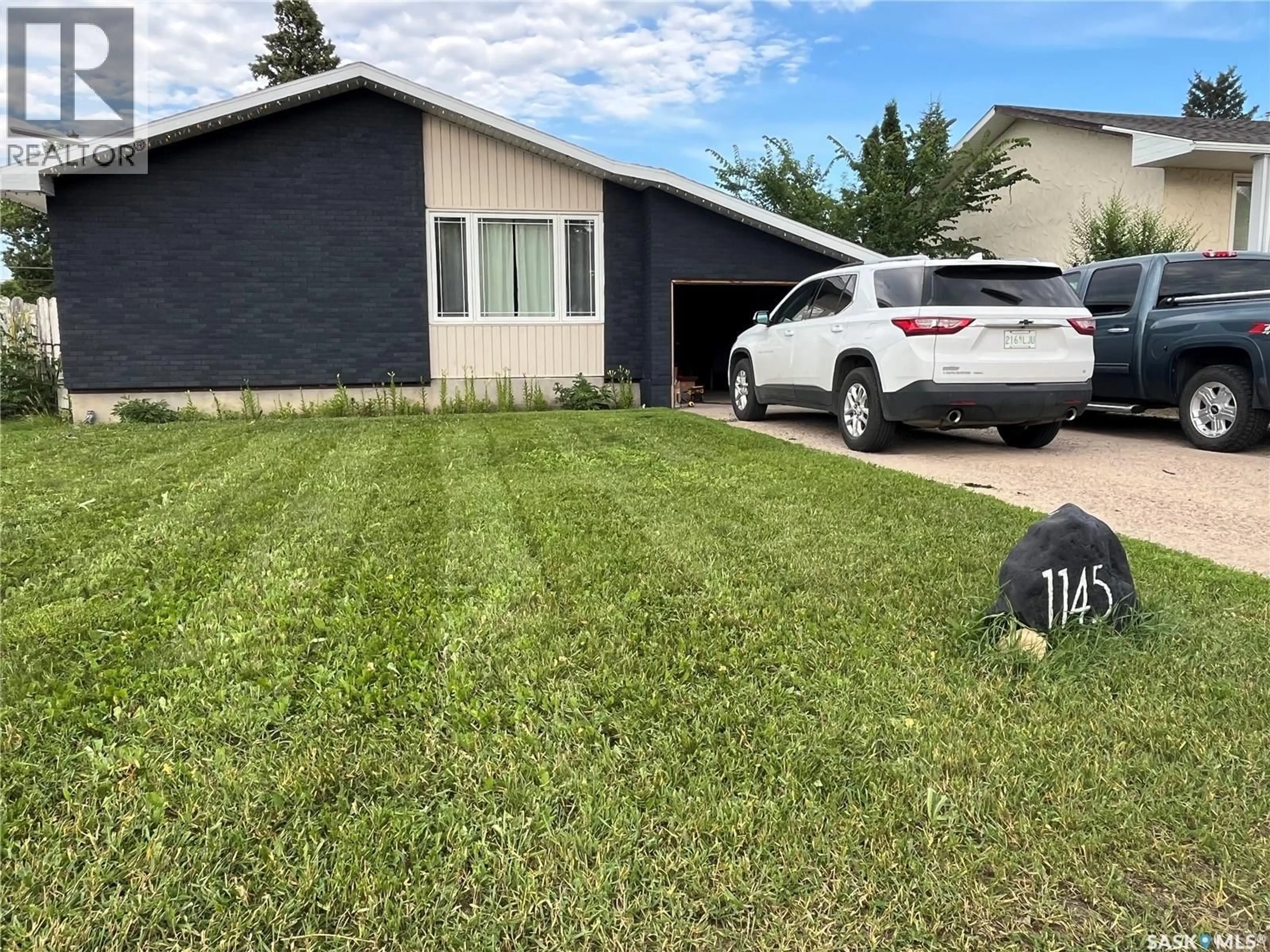 Unknown for 1145 9TH AVENUE, Moose Jaw Saskatchewan S6H5X6