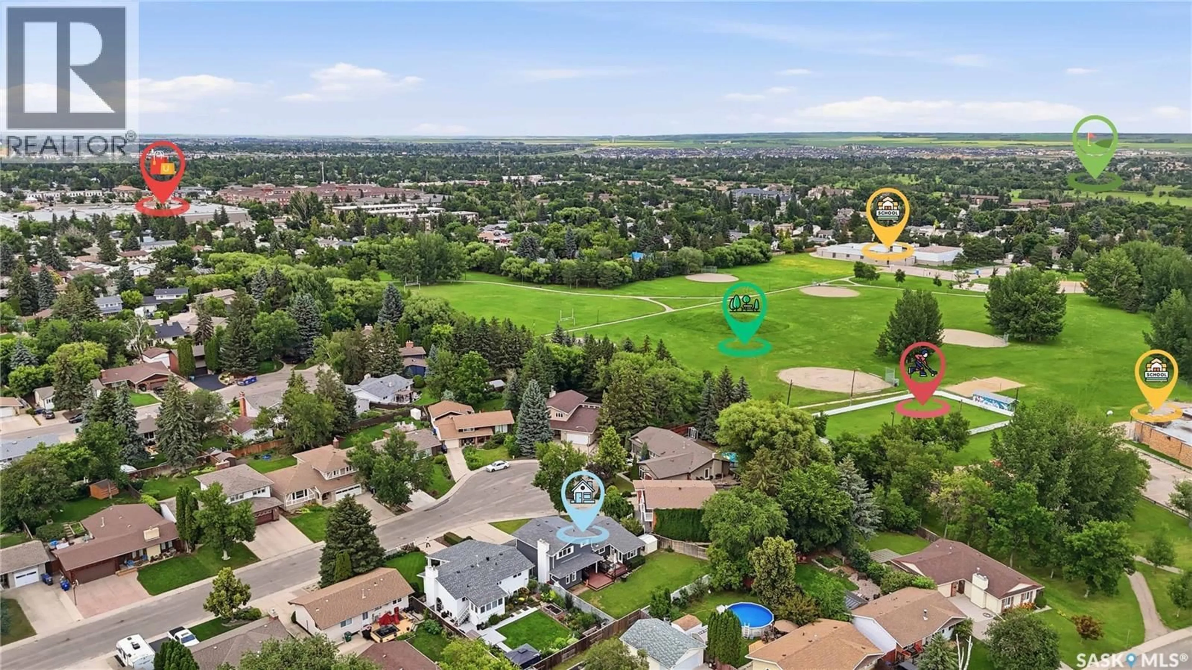 A pic from outside/outdoor area/front of a property/back of a property/a pic from drone, unknown for 346 HIGHBURY TERRACE, Saskatoon Saskatchewan S7H4X8