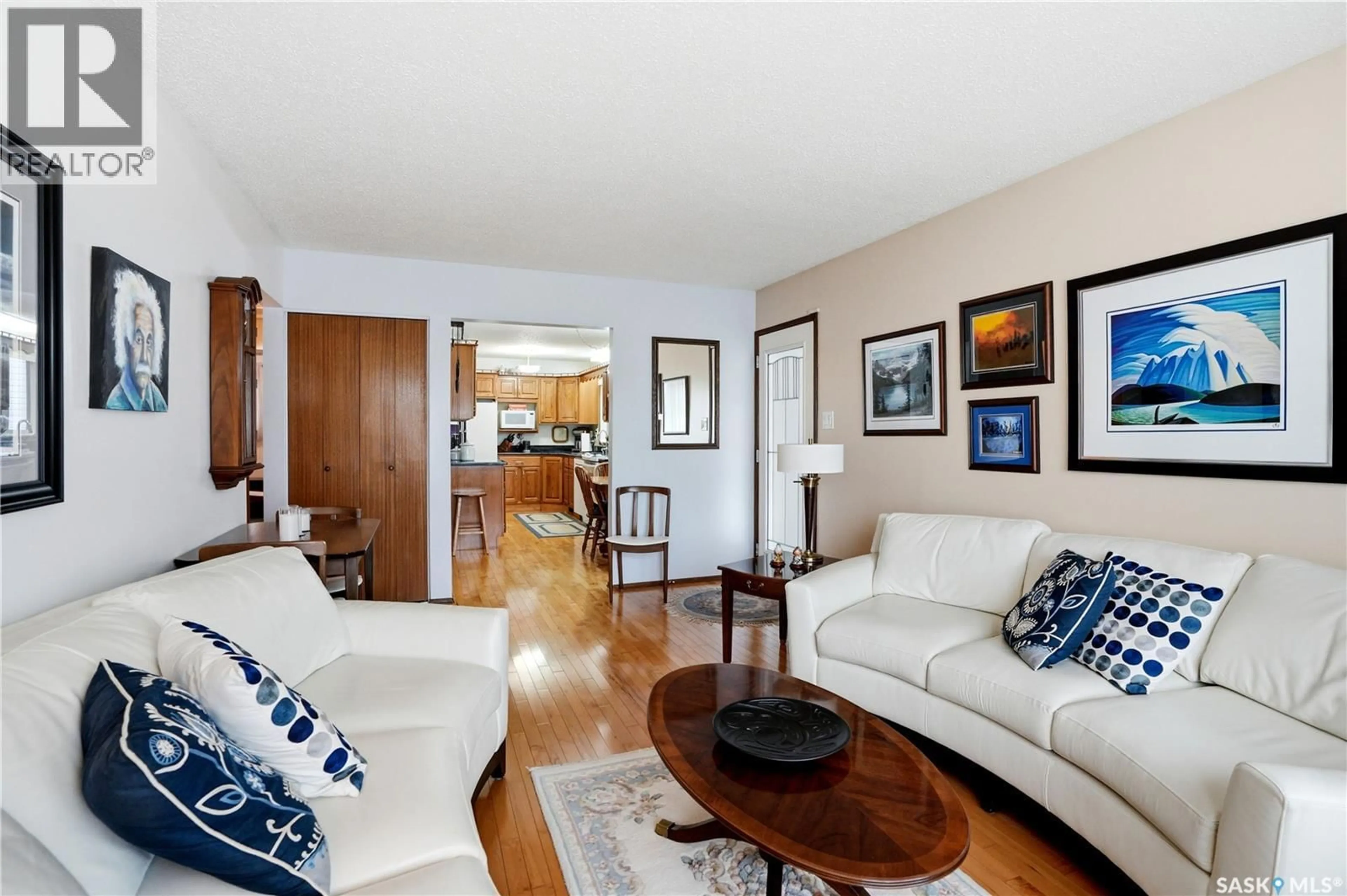 Living room with furniture, unknown for 3801 DIEFENBAKER DRIVE, Saskatoon Saskatchewan S7L5C6