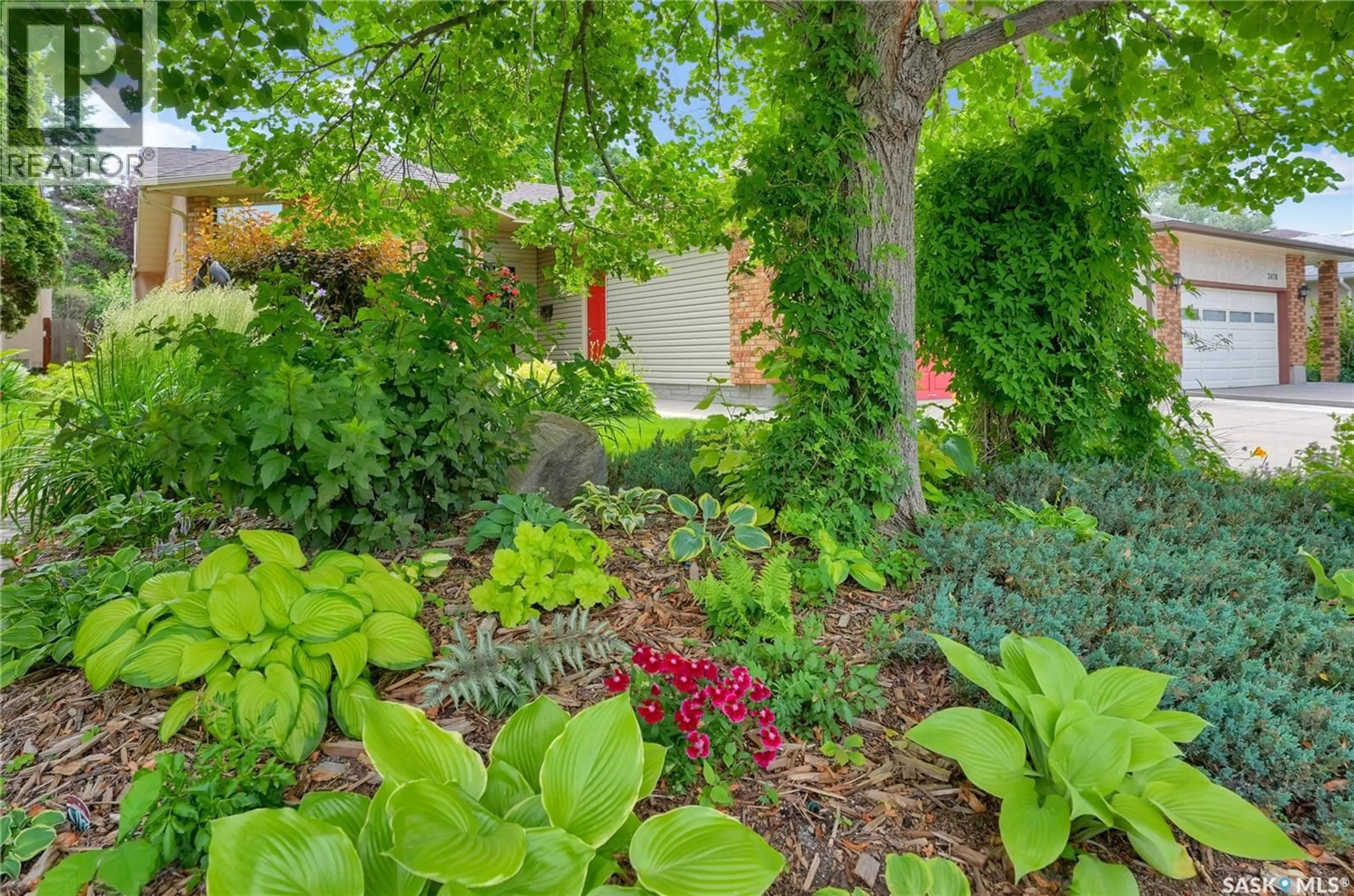 Patio, street for 3474 OLIVE GROVE, Regina Saskatchewan S4V2P3