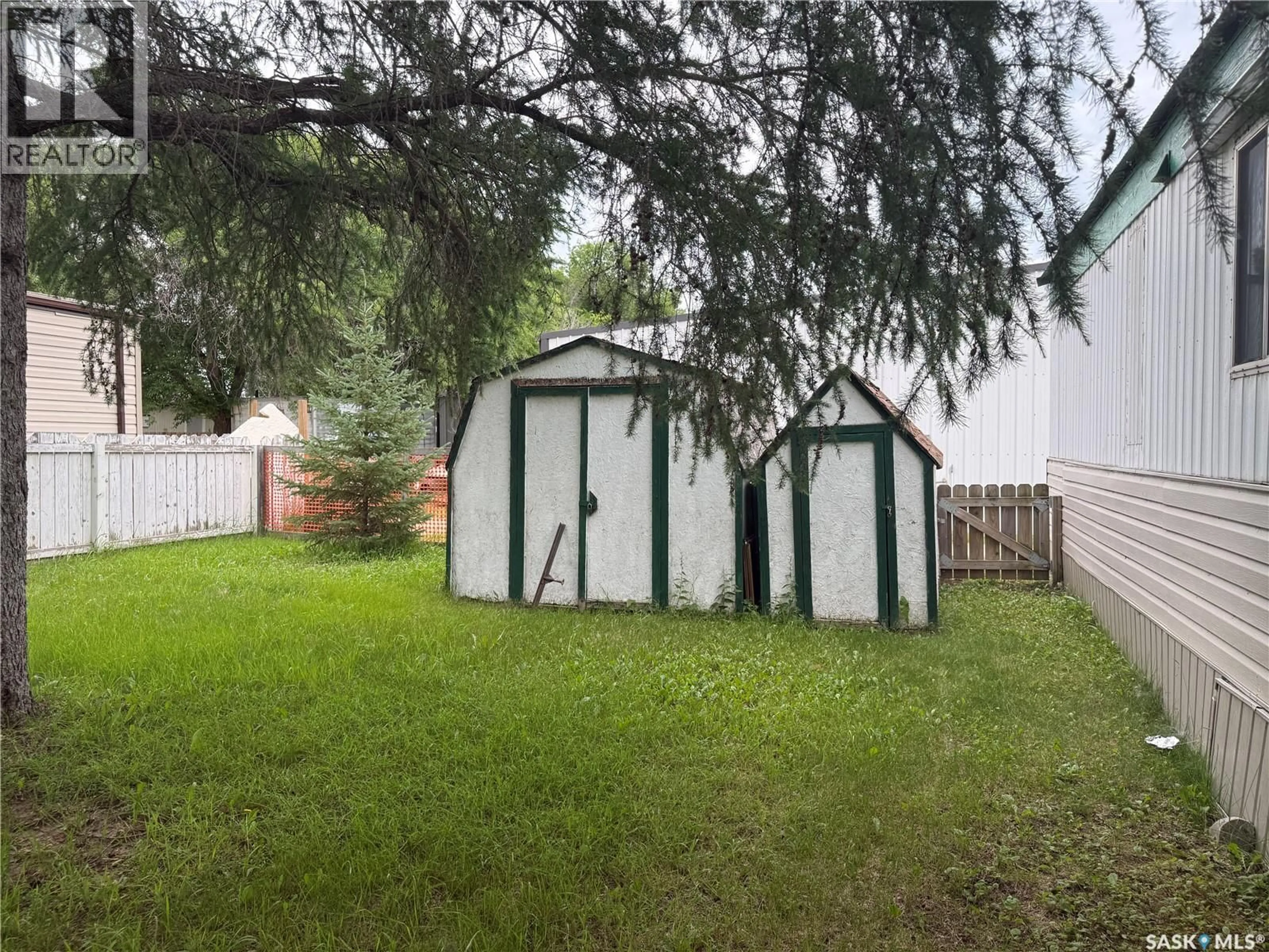 Shed for C15 - 1455 9TH AVENUE, Moose Jaw Saskatchewan S6J1C6