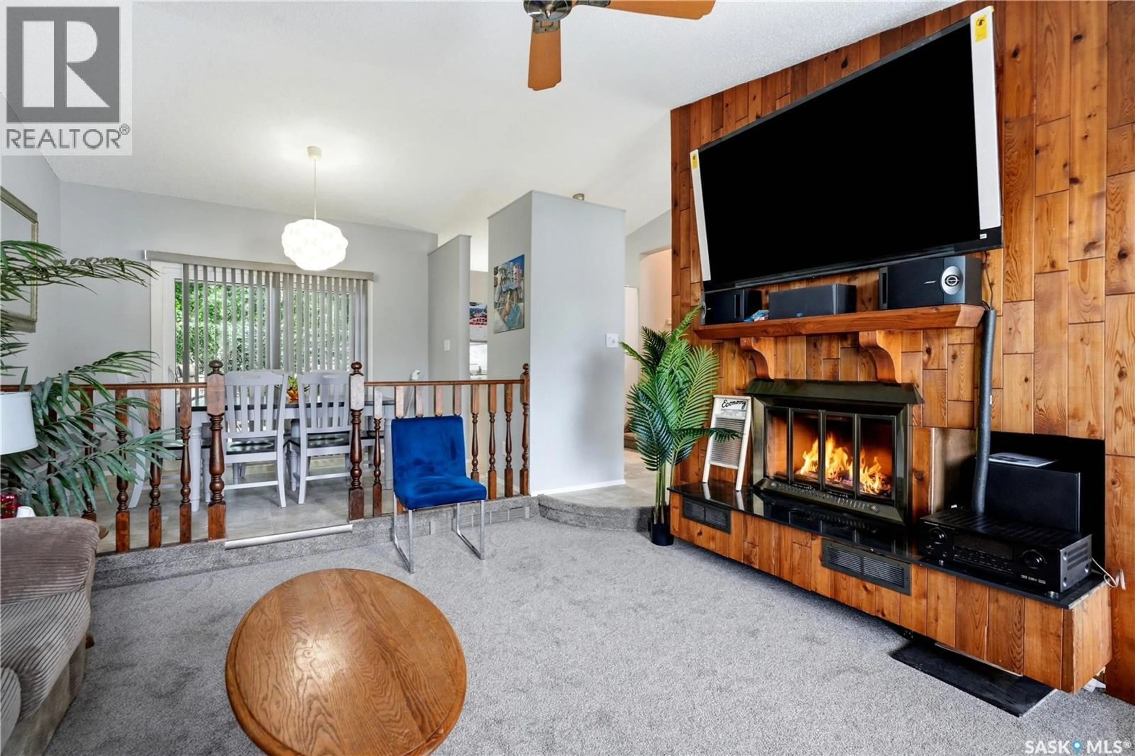 Living room with furniture, unknown for 130 FLAVELLE CRESCENT, Saskatoon Saskatchewan S7L6L2