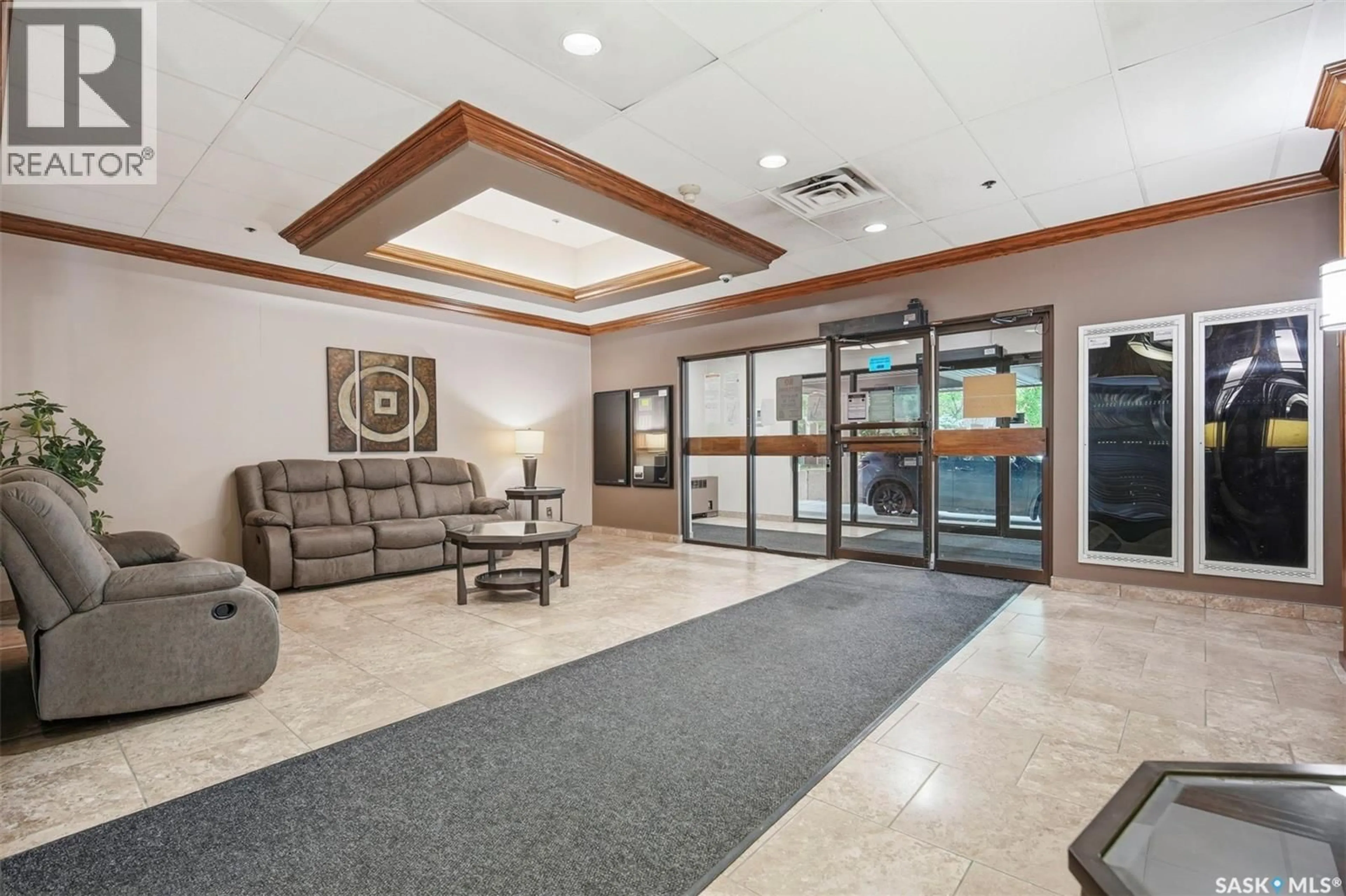 Lobby for 1702 311 6TH AVENUE, Saskatoon Saskatchewan S7K7A9
