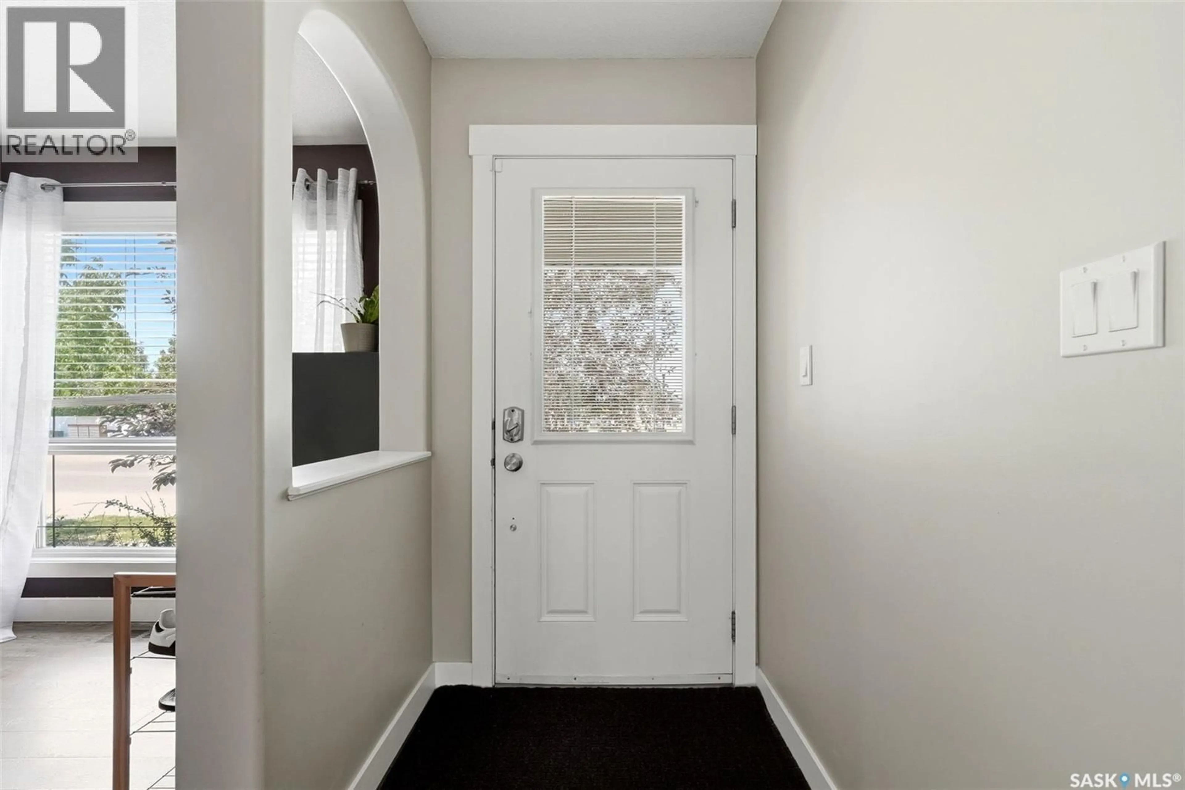 Indoor entryway for 3513 GREEN BANK ROAD, Regina Saskatchewan S4V1L5