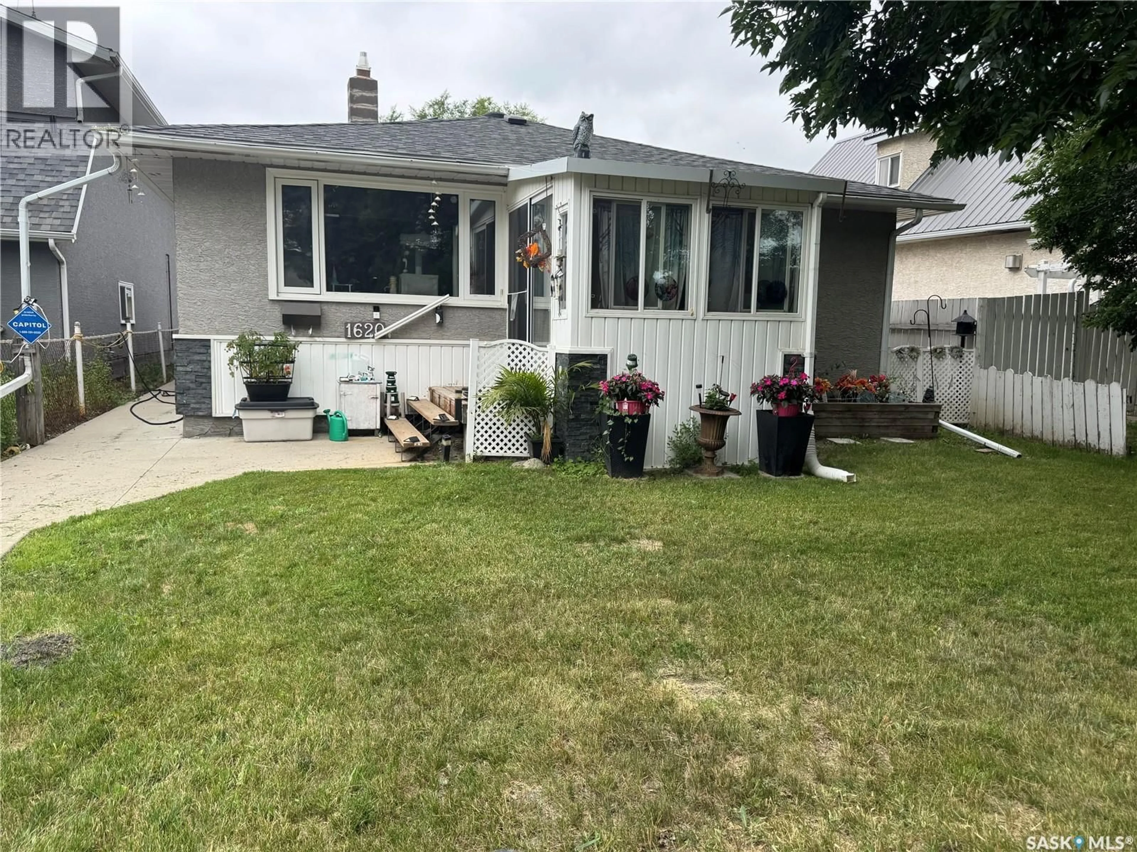 Unknown for 1620 ROTHWELL STREET, Regina Saskatchewan S4N3B8