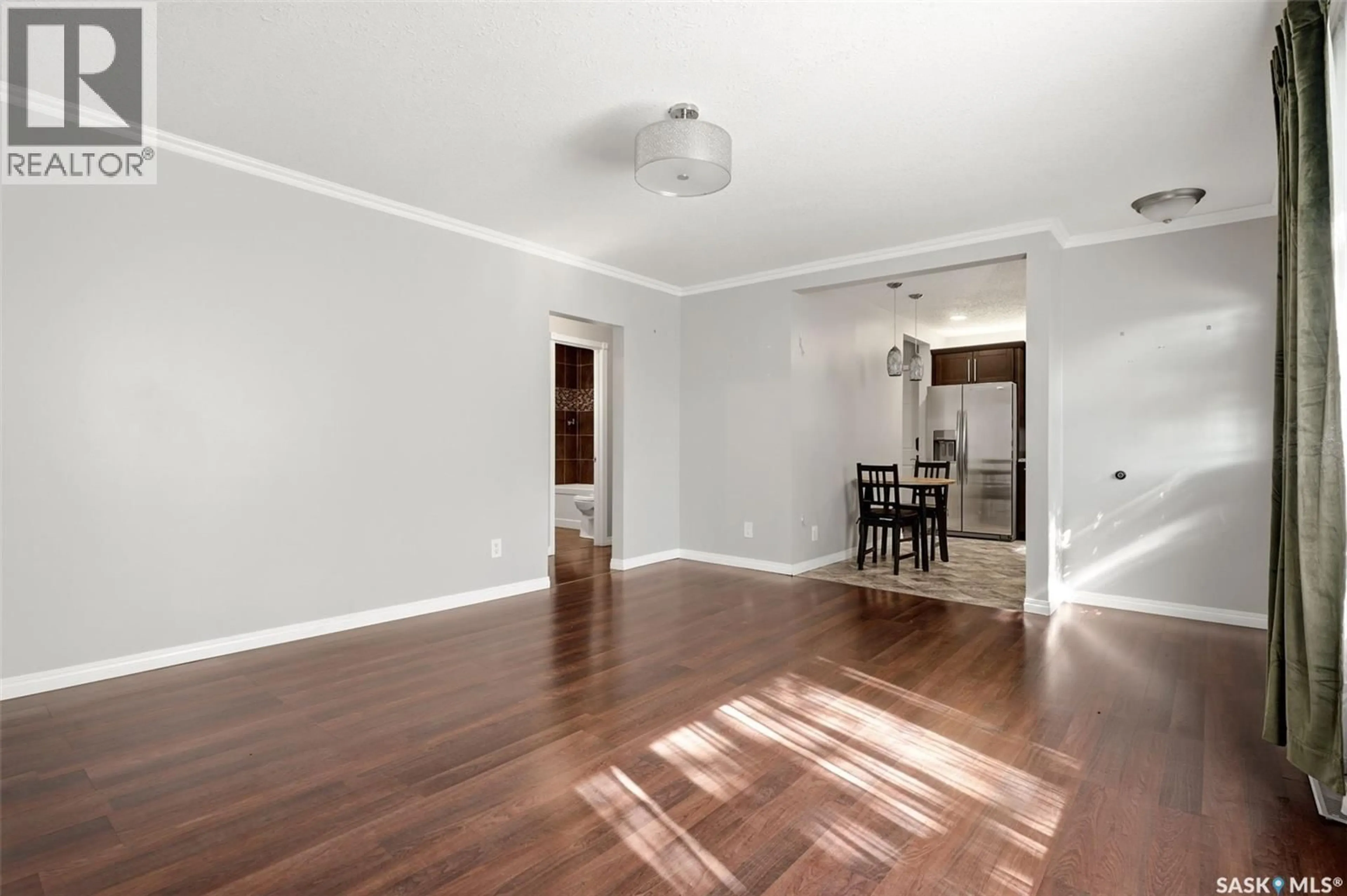 A pic of a room for 870 ROYAL STREET, Regina Saskatchewan S4T4Z4