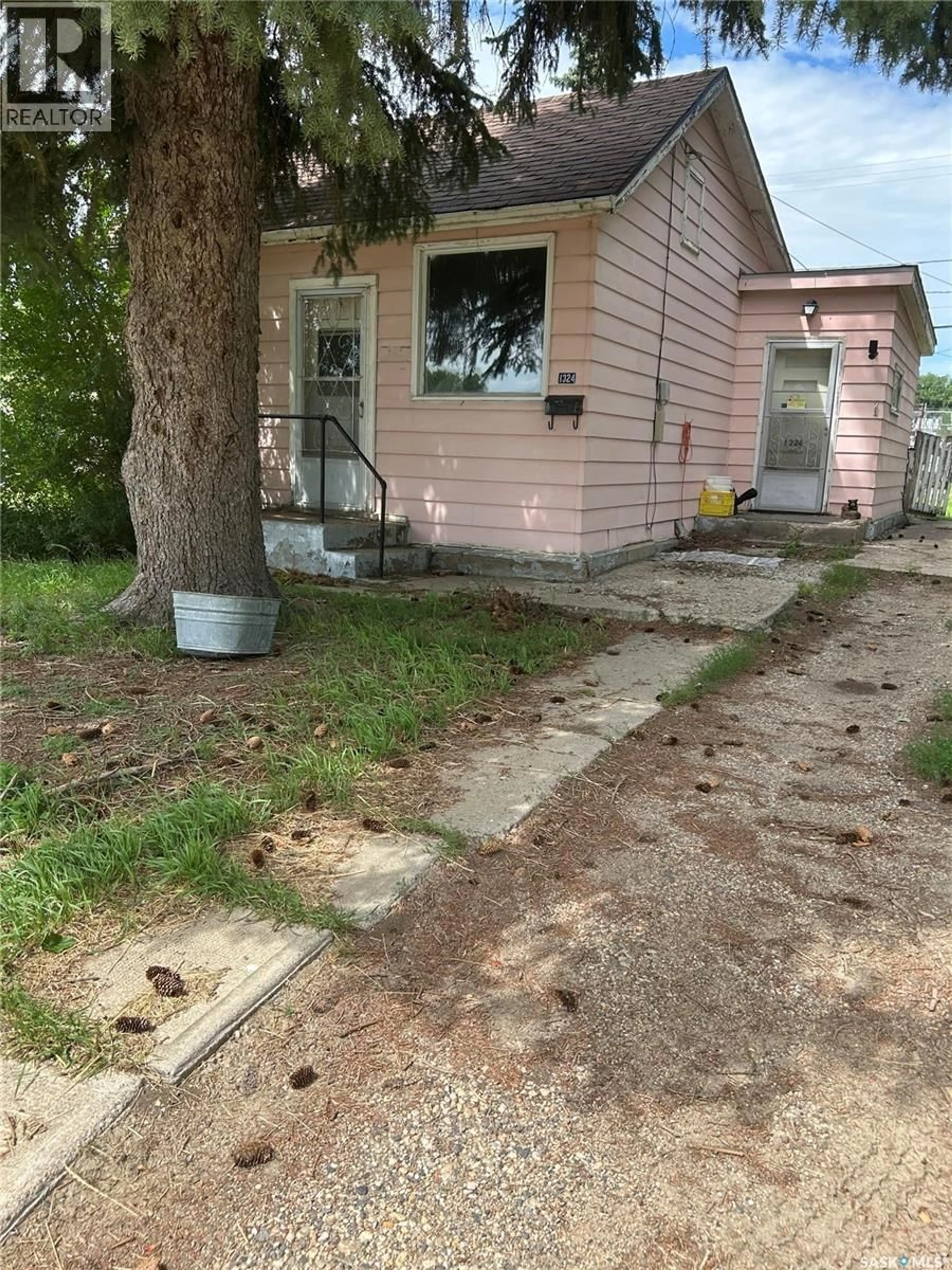 Unknown for 1324 HOCHELAGA STREET, Moose Jaw Saskatchewan S6H3A8