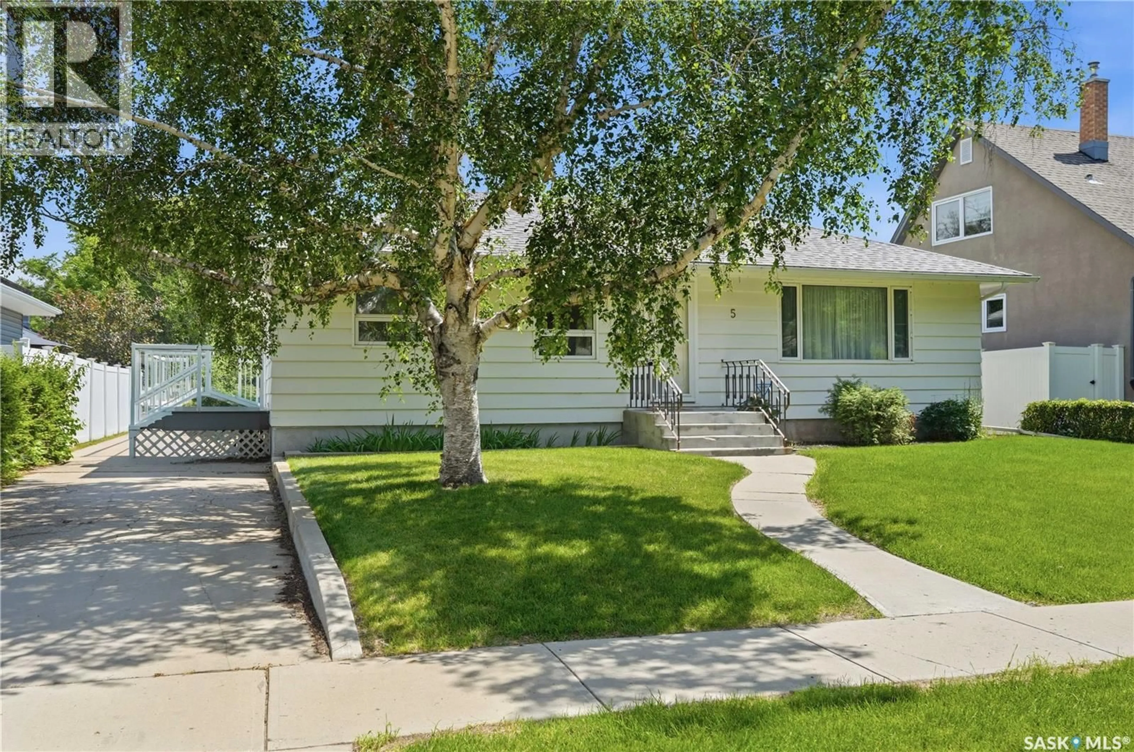 Home with vinyl exterior material, street for 5 LAMONT CRESCENT, Regina Saskatchewan S4S4A3