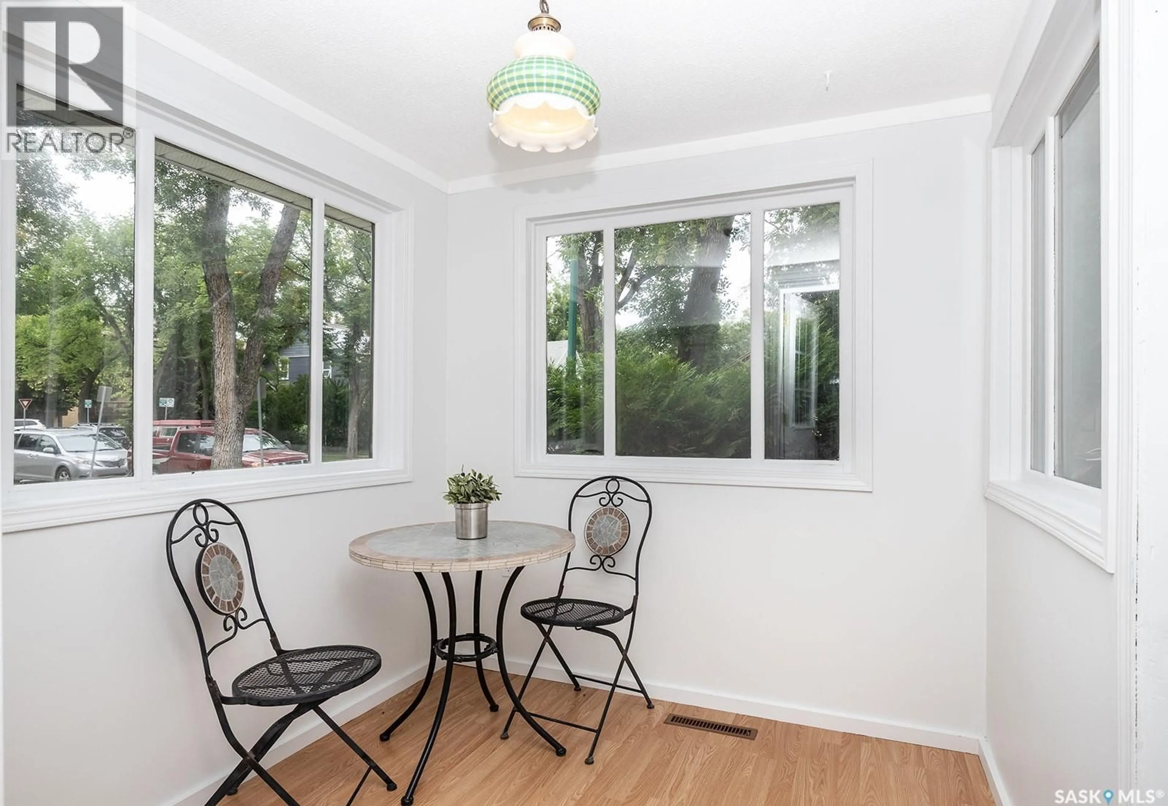 Dining room, unknown for 929 9TH AVENUE, Saskatoon Saskatchewan S7K2Z3