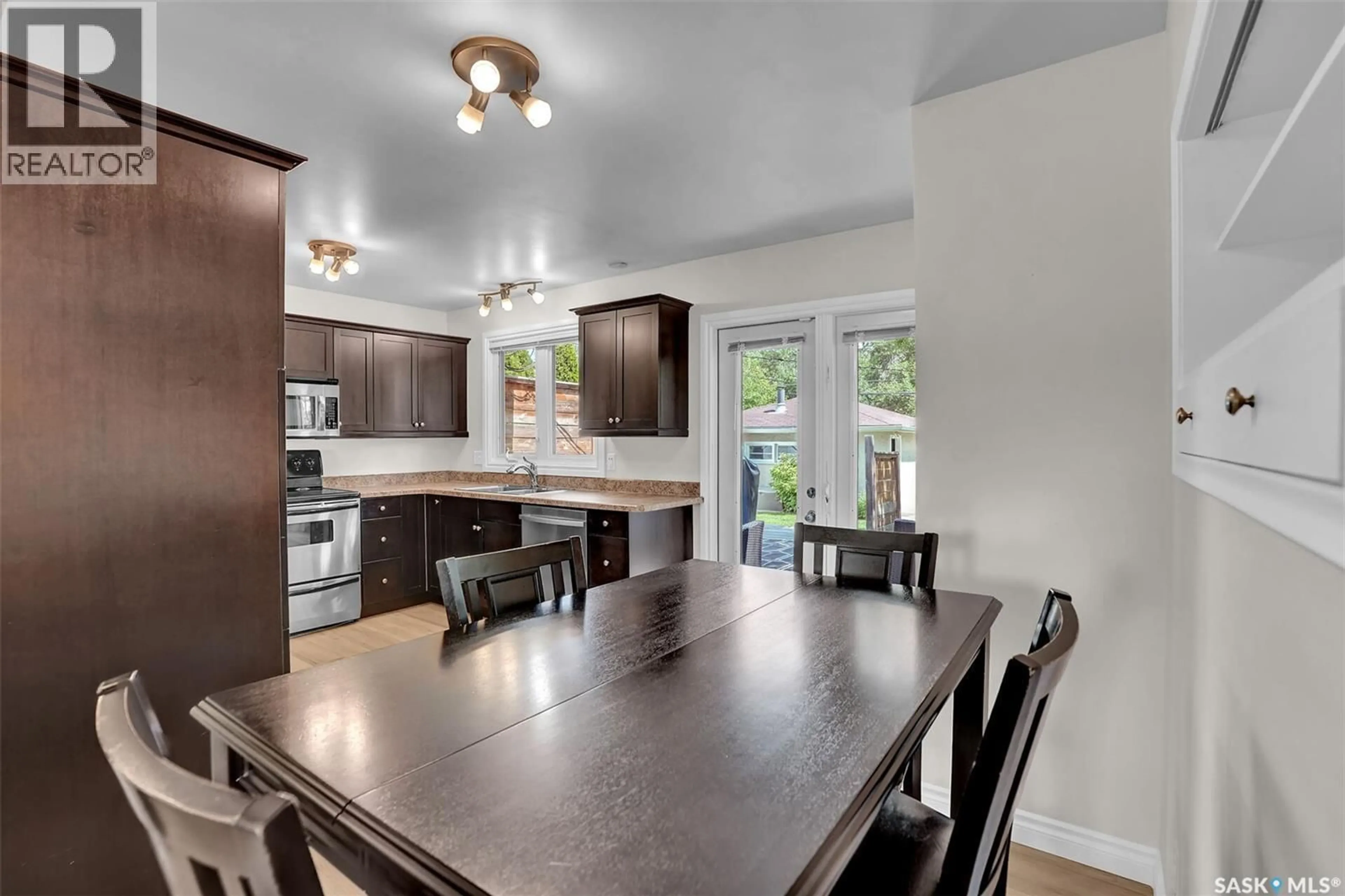 Open concept kitchen, unknown for 961 GARRY STREET, Regina Saskatchewan S4T5R1