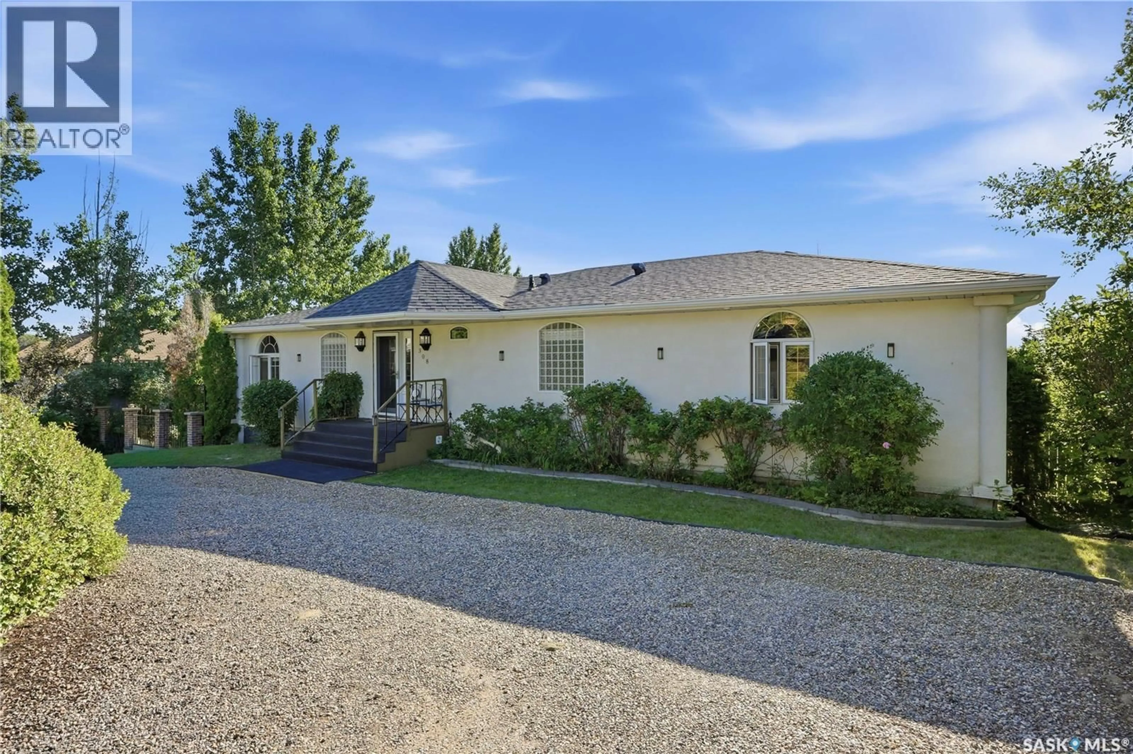 A pic from outside/outdoor area/front of a property/back of a property/a pic from drone, street for 308 3RD STREET, Delisle Saskatchewan S0L0P0