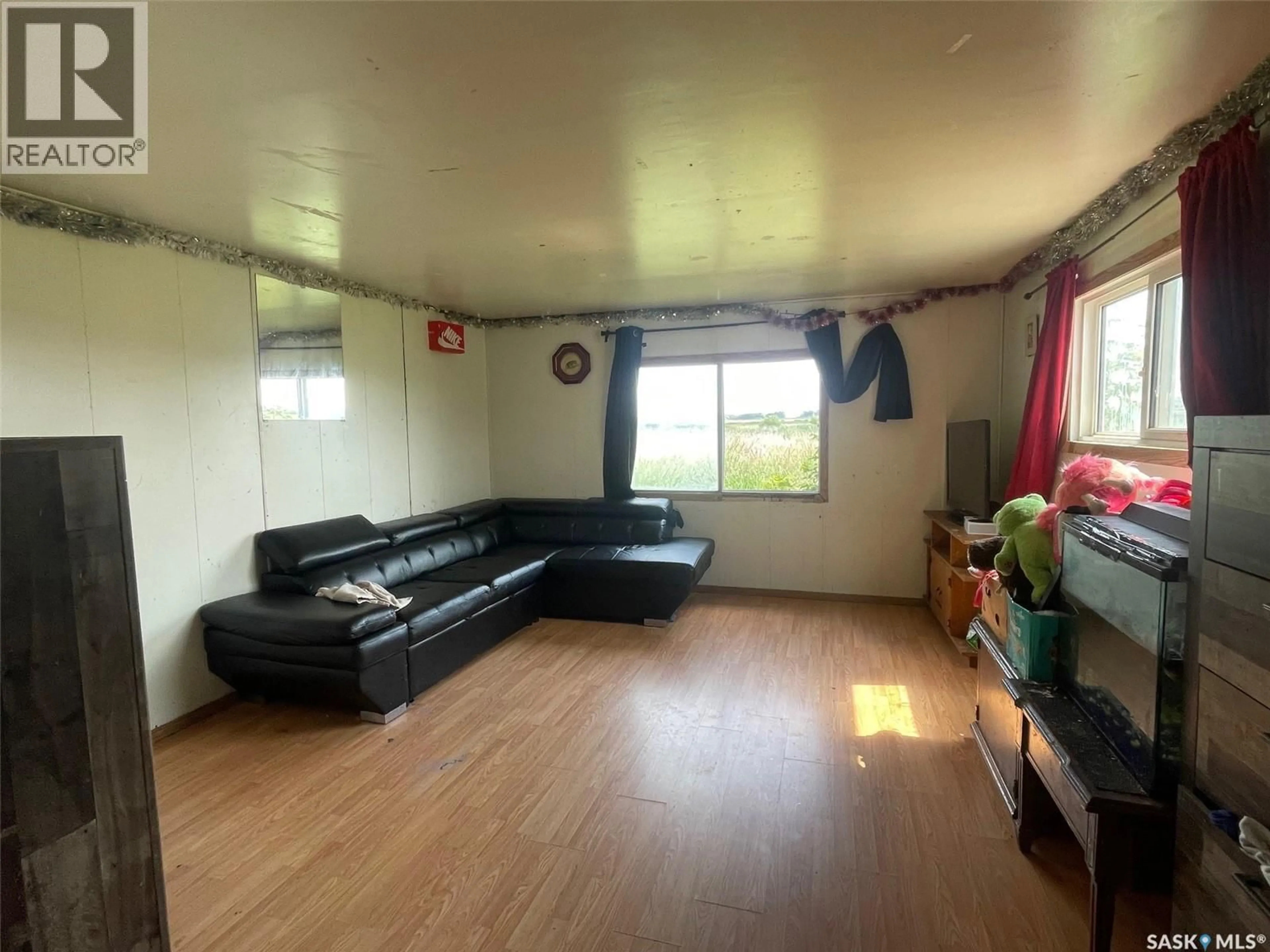 A pic of a room for 508 7TH STREET, Meadow Lake Saskatchewan S9X1J4
