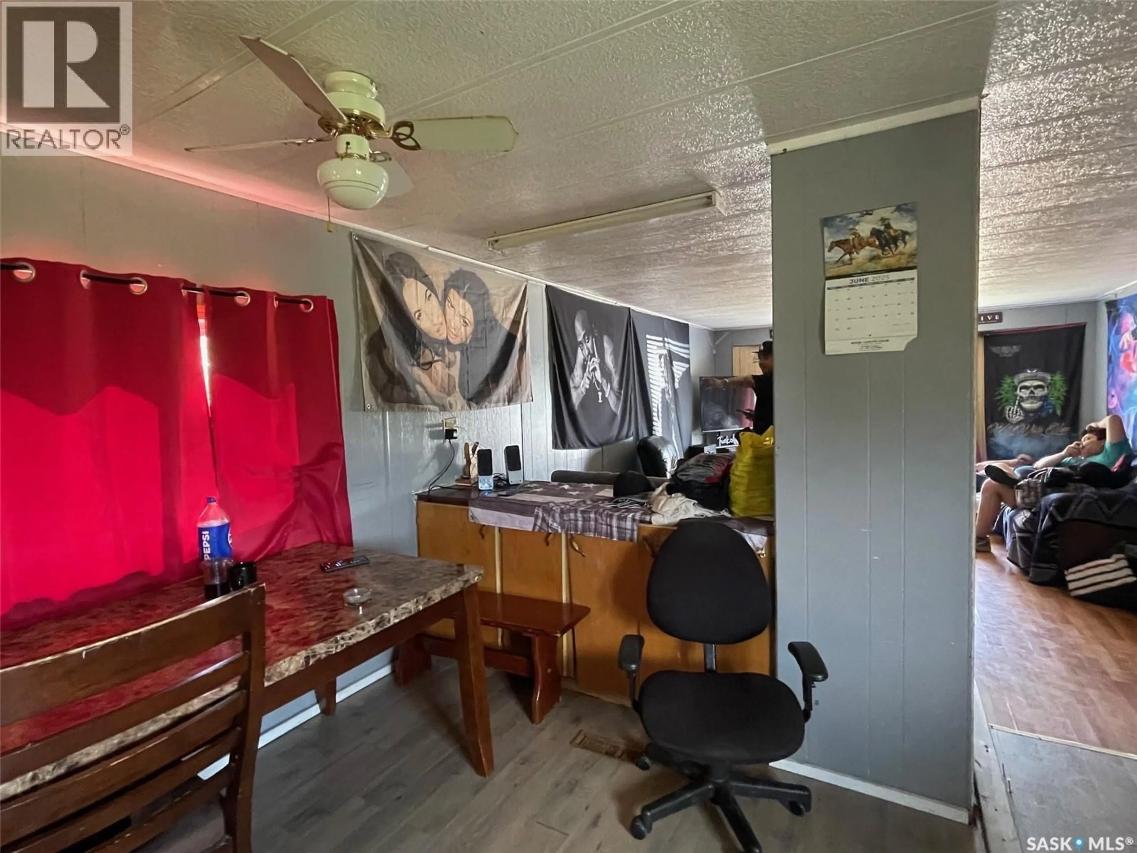 A pic of a room for 608 7TH STREET, Meadow Lake Saskatchewan S9X1J4