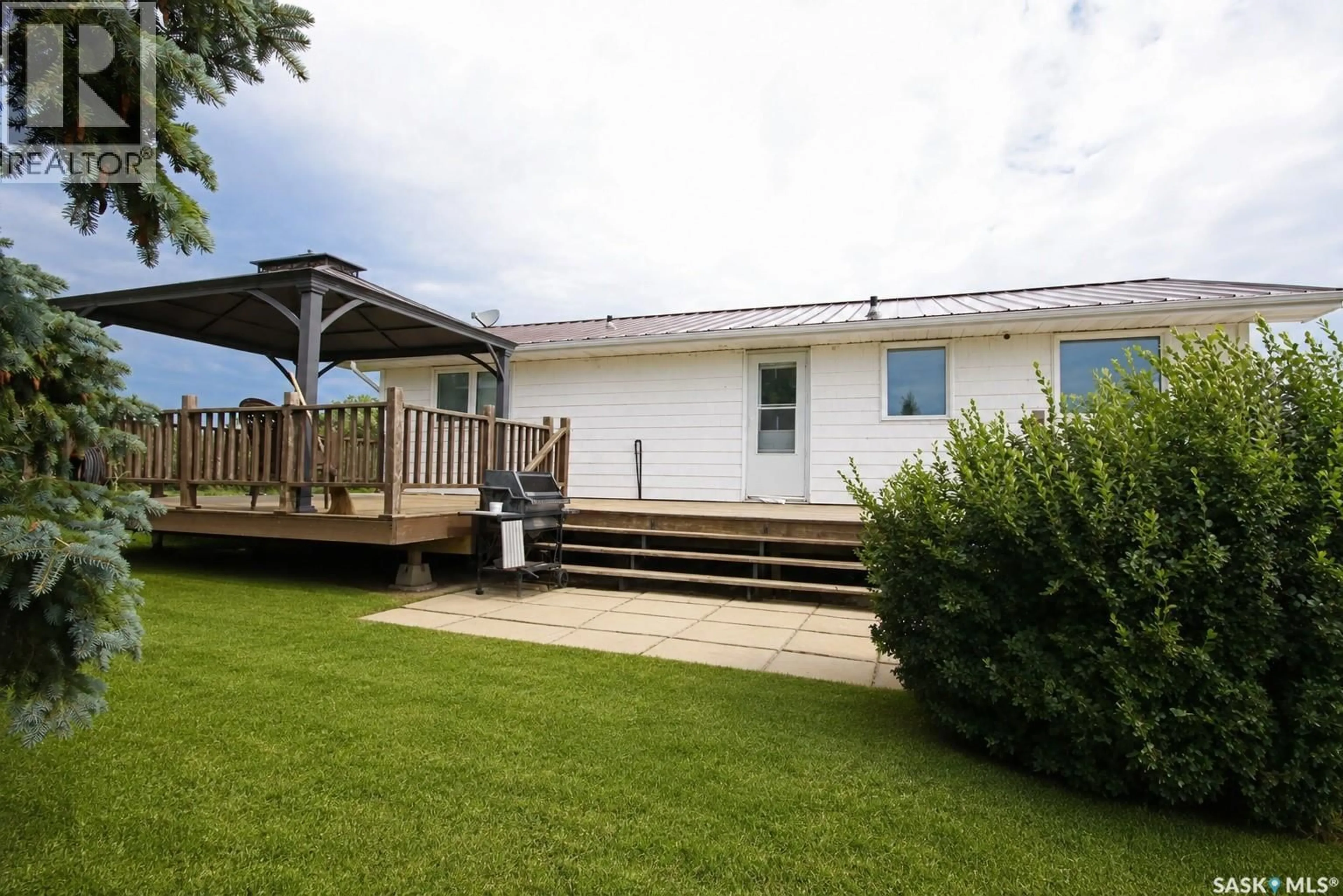 Patio, unknown for LEADBETTER ACREAGE, Estevan Rm No. 5 Saskatchewan S4A2A4