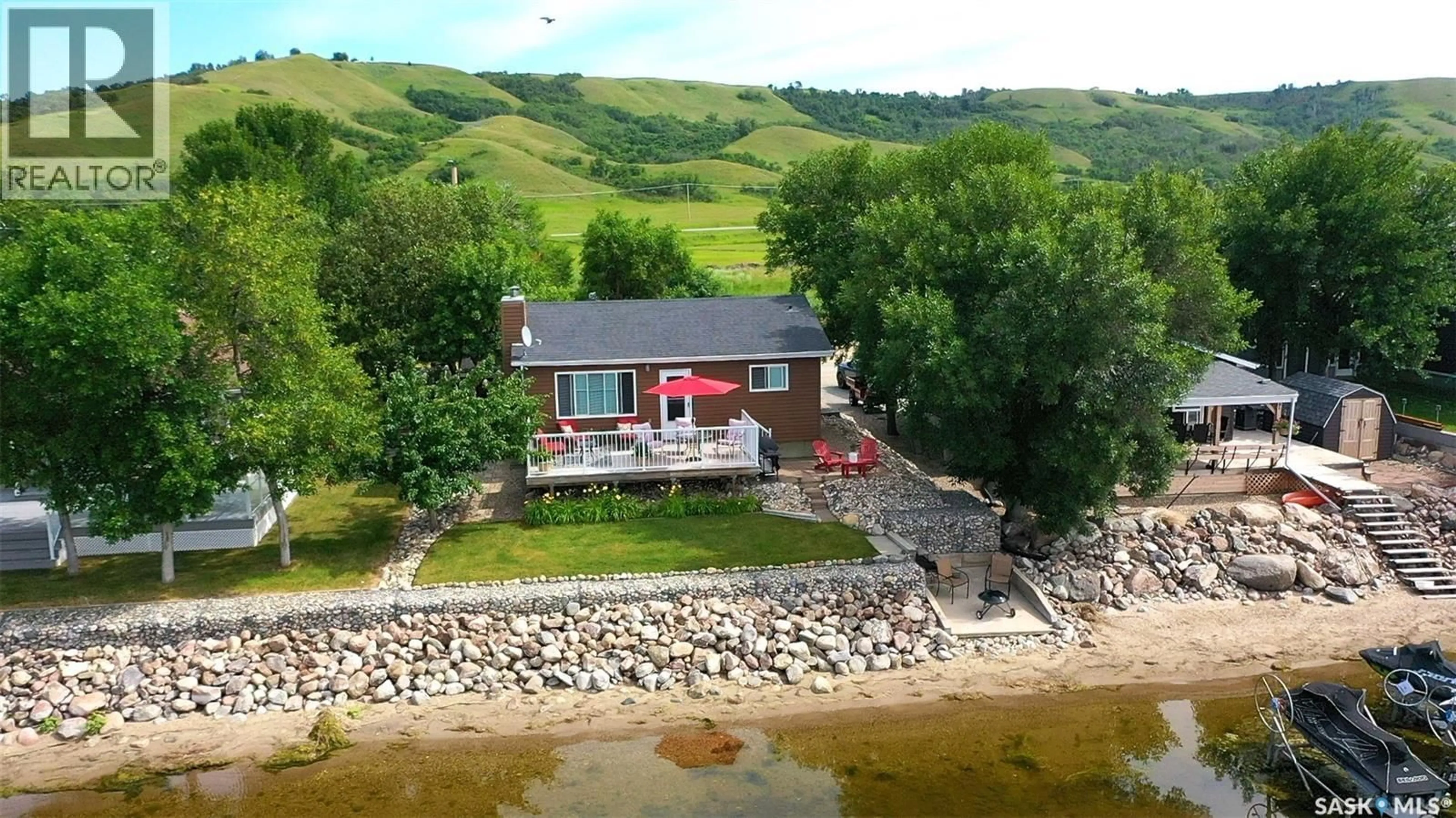 A pic from outside/outdoor area/front of a property/back of a property/a pic from drone, water/lake/river/ocean view for 620 SURFSIDE DRIVE, Crooked Lake Saskatchewan S0G2B0
