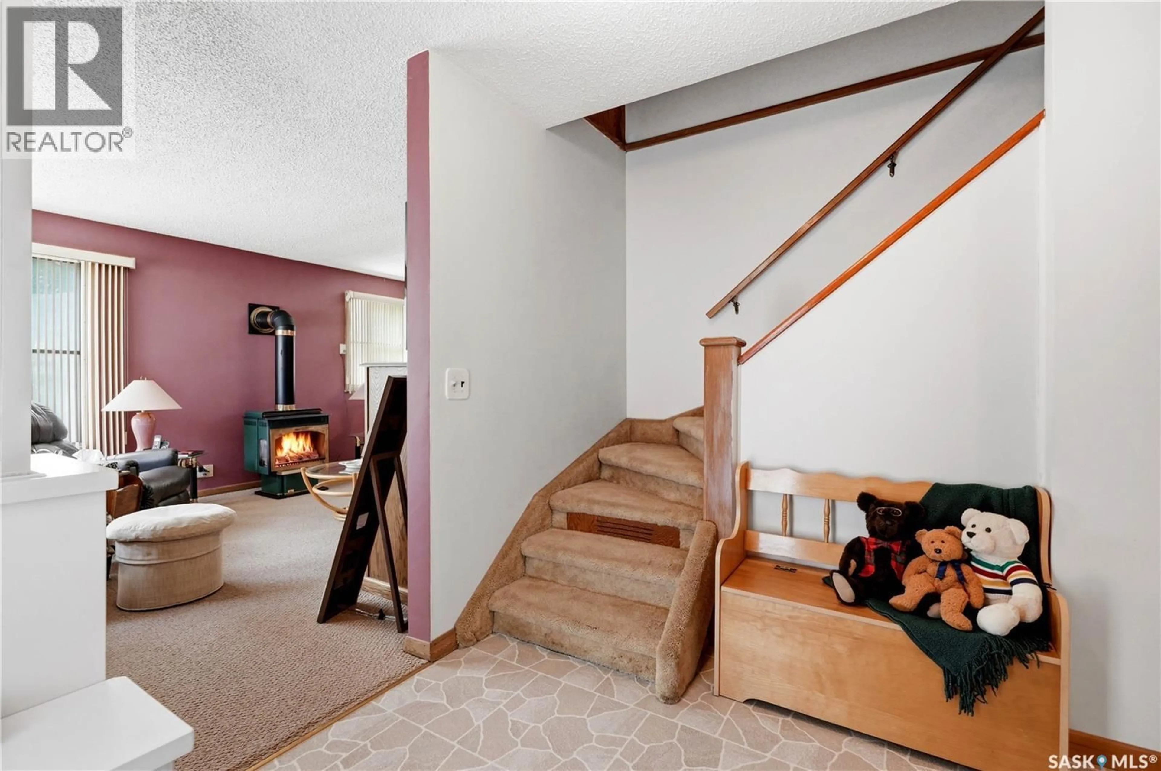 Indoor foyer for 501 3RD STREET, Watrous Saskatchewan S0K4T0