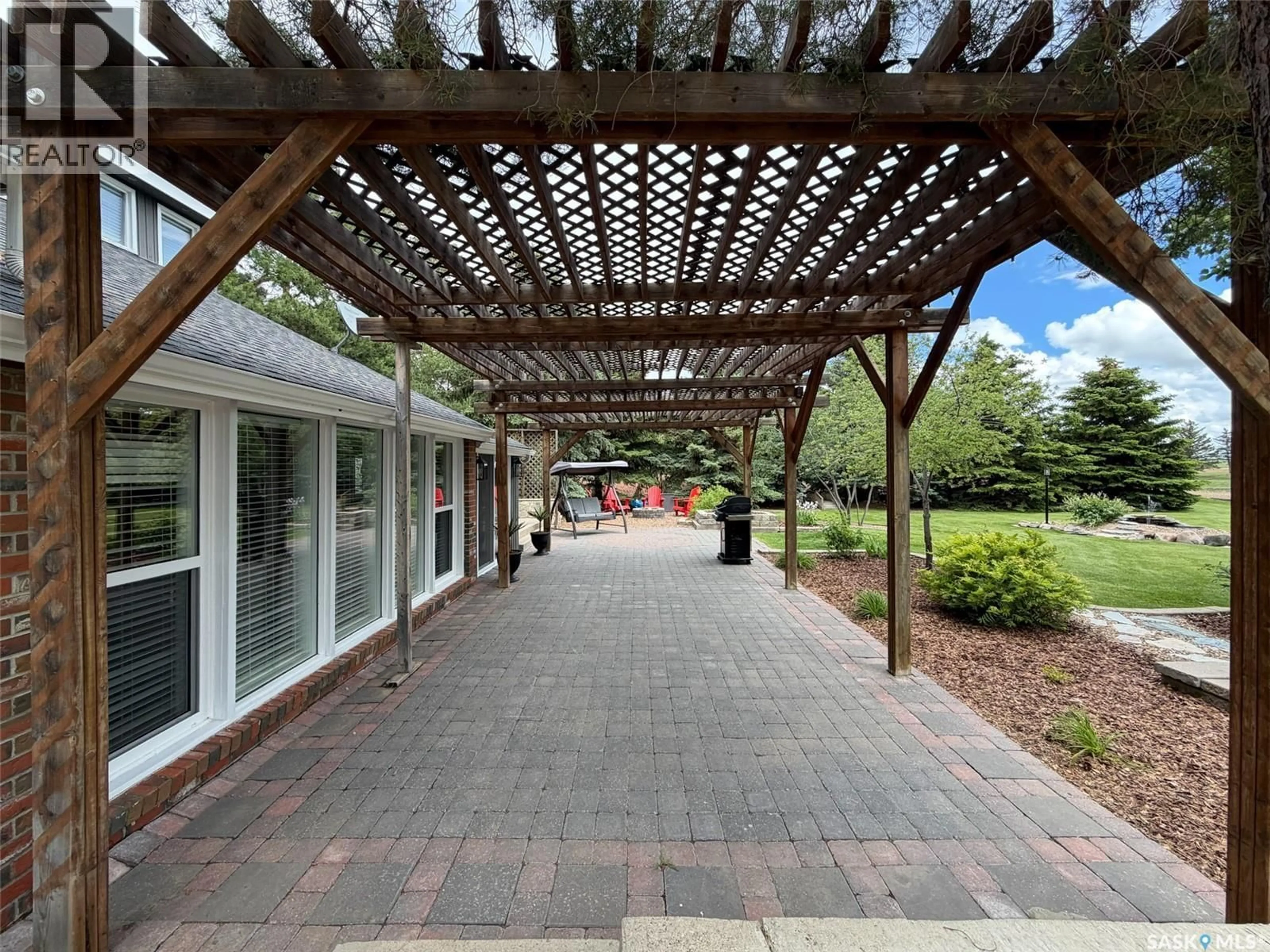 Patio, street for MILLER ACREAGE, White Valley Rm No. 49 Saskatchewan S0N0W0