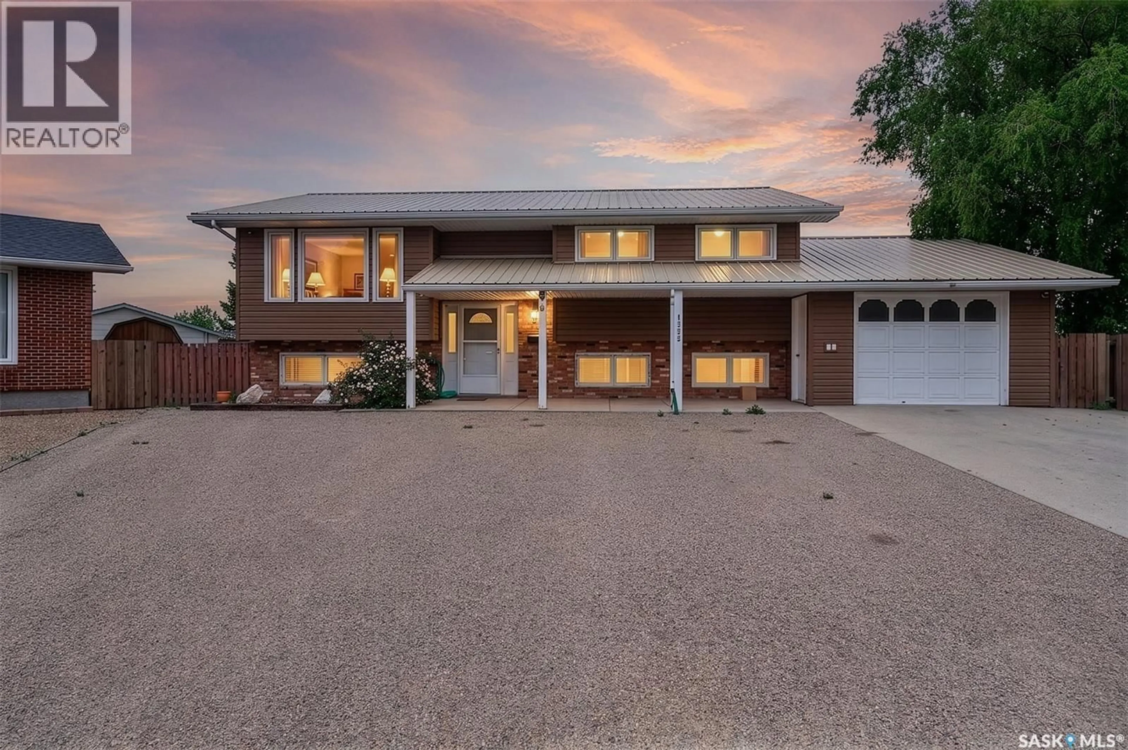 Unknown for 1355 MANITOU CRESCENT, Moose Jaw Saskatchewan S6H7C4